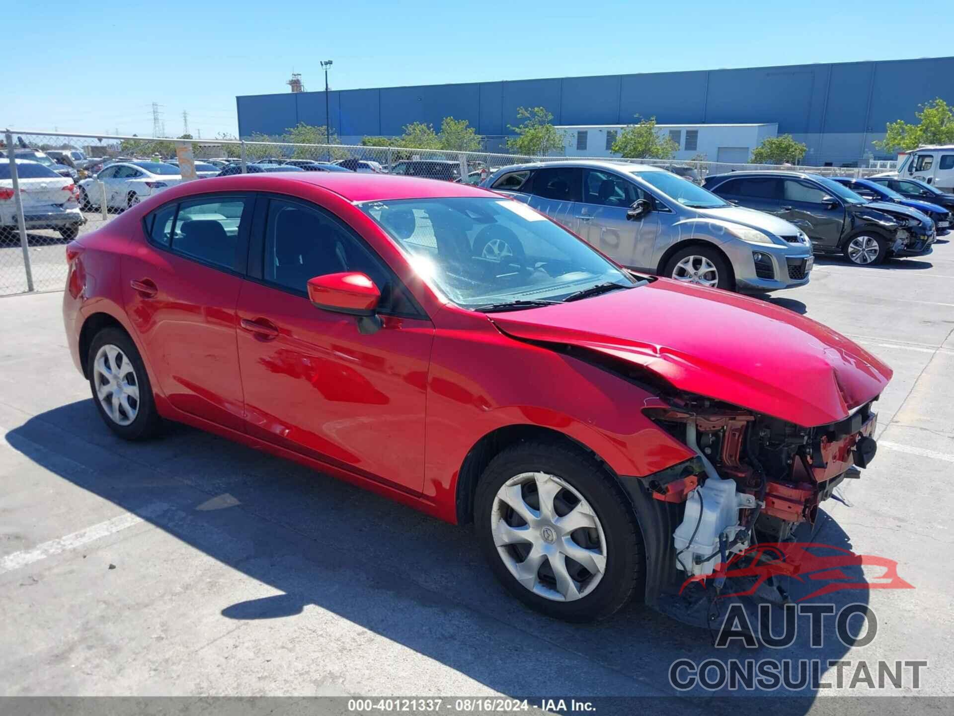 MAZDA MAZDA3 2018 - 3MZBN1U78JM253277