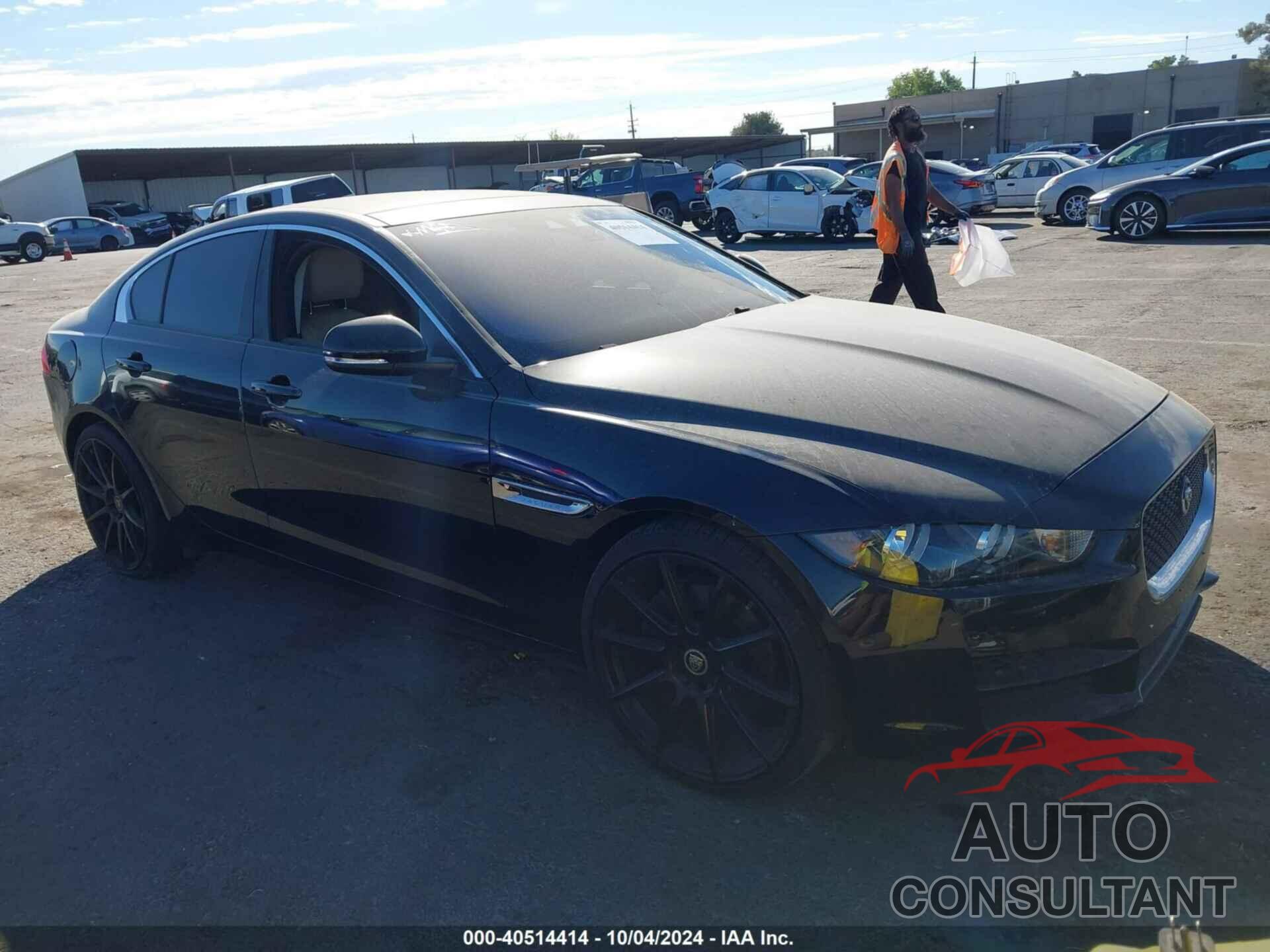 JAGUAR XE 2018 - SAJAR4FX7JCP38532