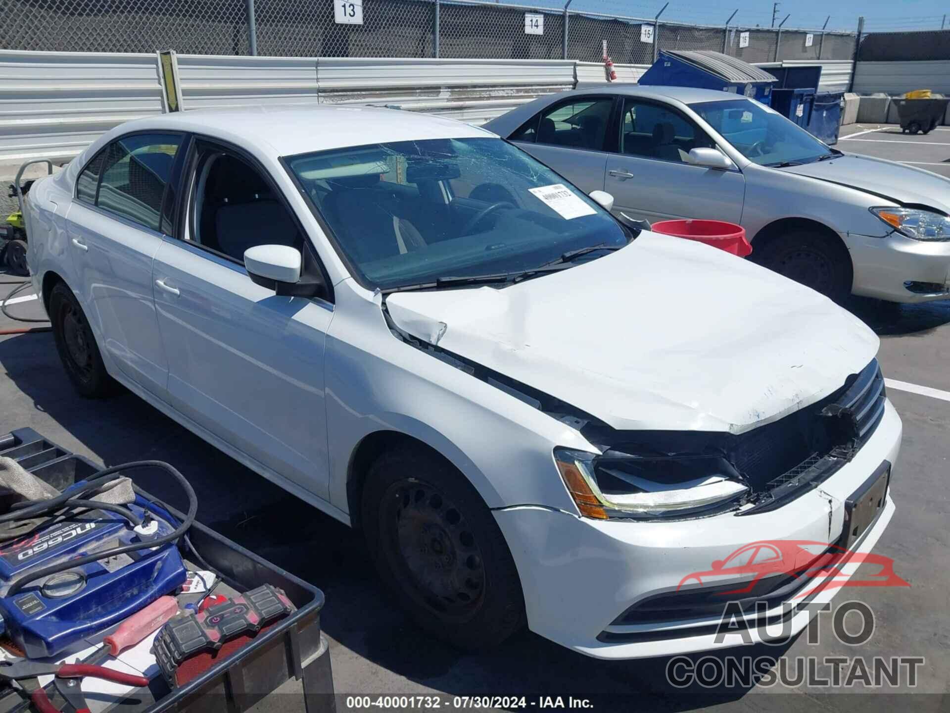 VOLKSWAGEN JETTA 2017 - 3VW2B7AJ6HM354372