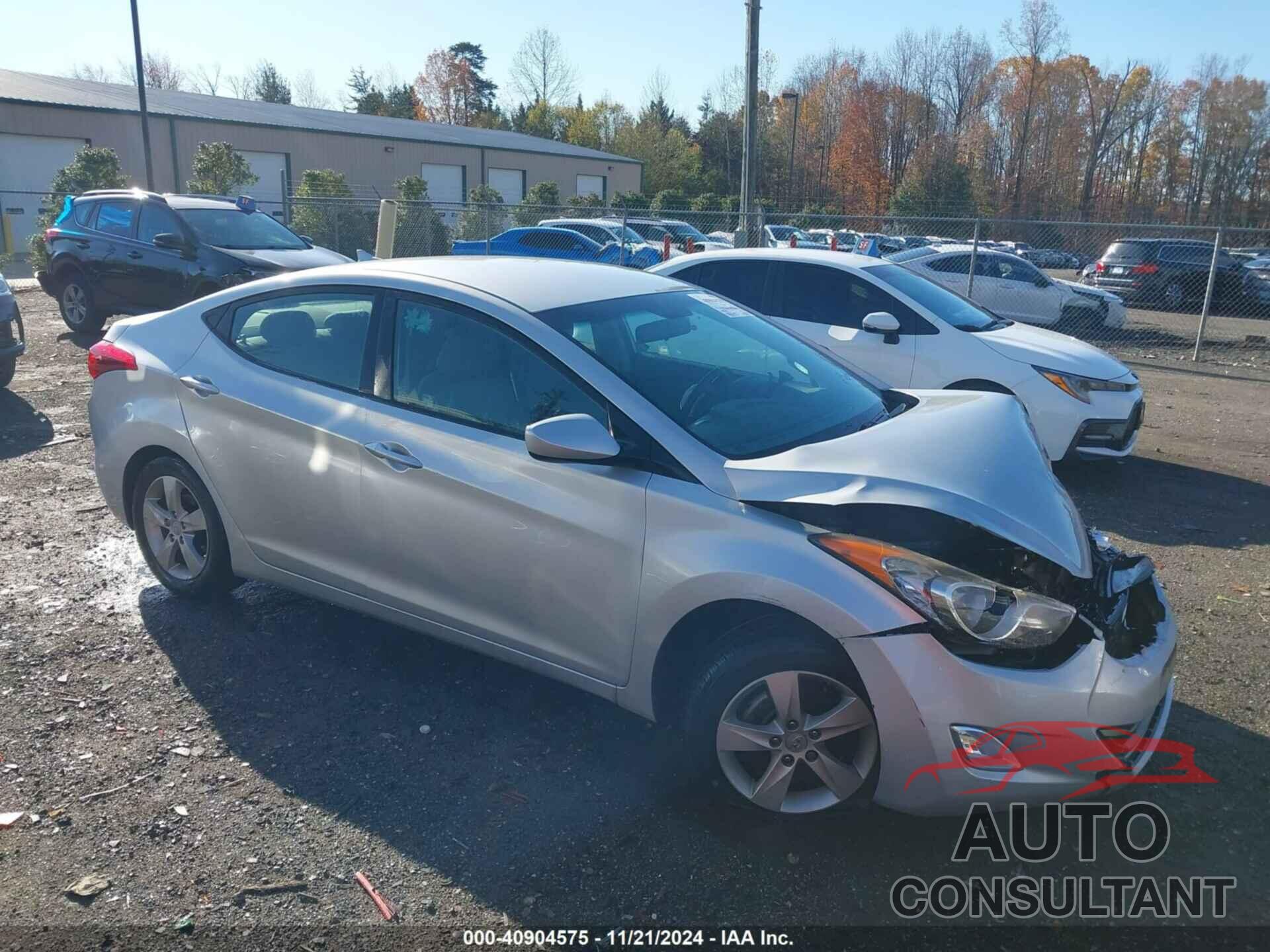 HYUNDAI ELANTRA 2012 - KMHDH4AE6CU349538