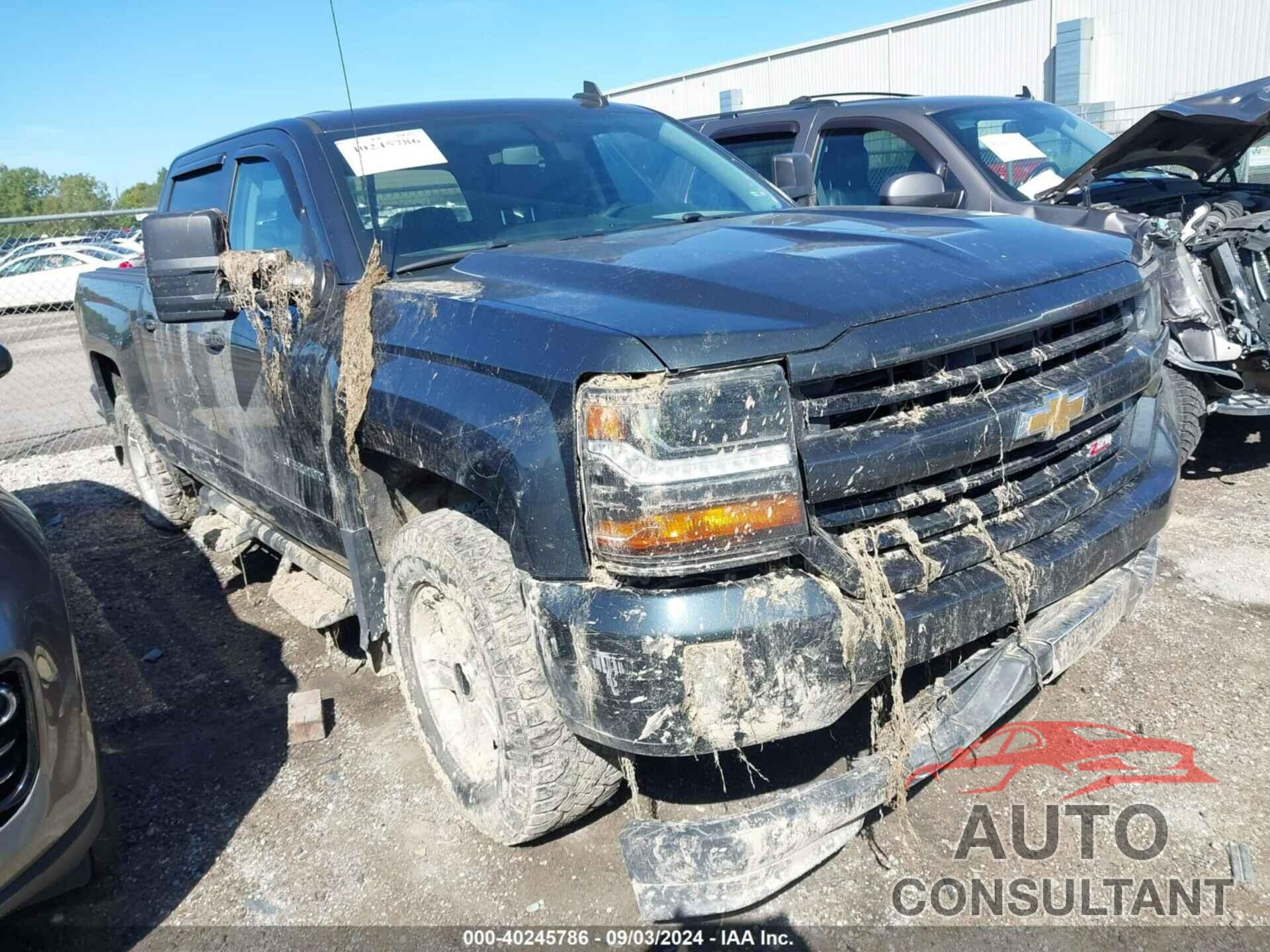 CHEVROLET SILVERADO 1500 2018 - 3GCUKREC2JG247939