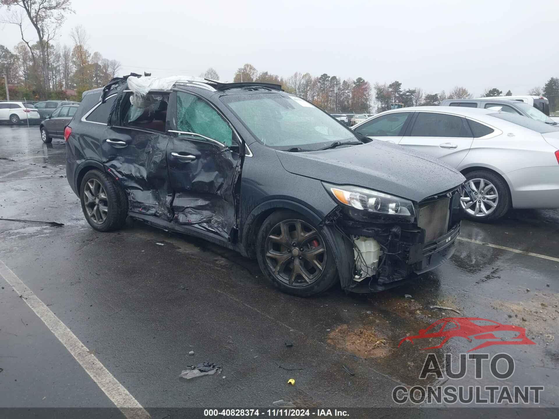 KIA SORENTO 2018 - 5XYPK4A51JG378138