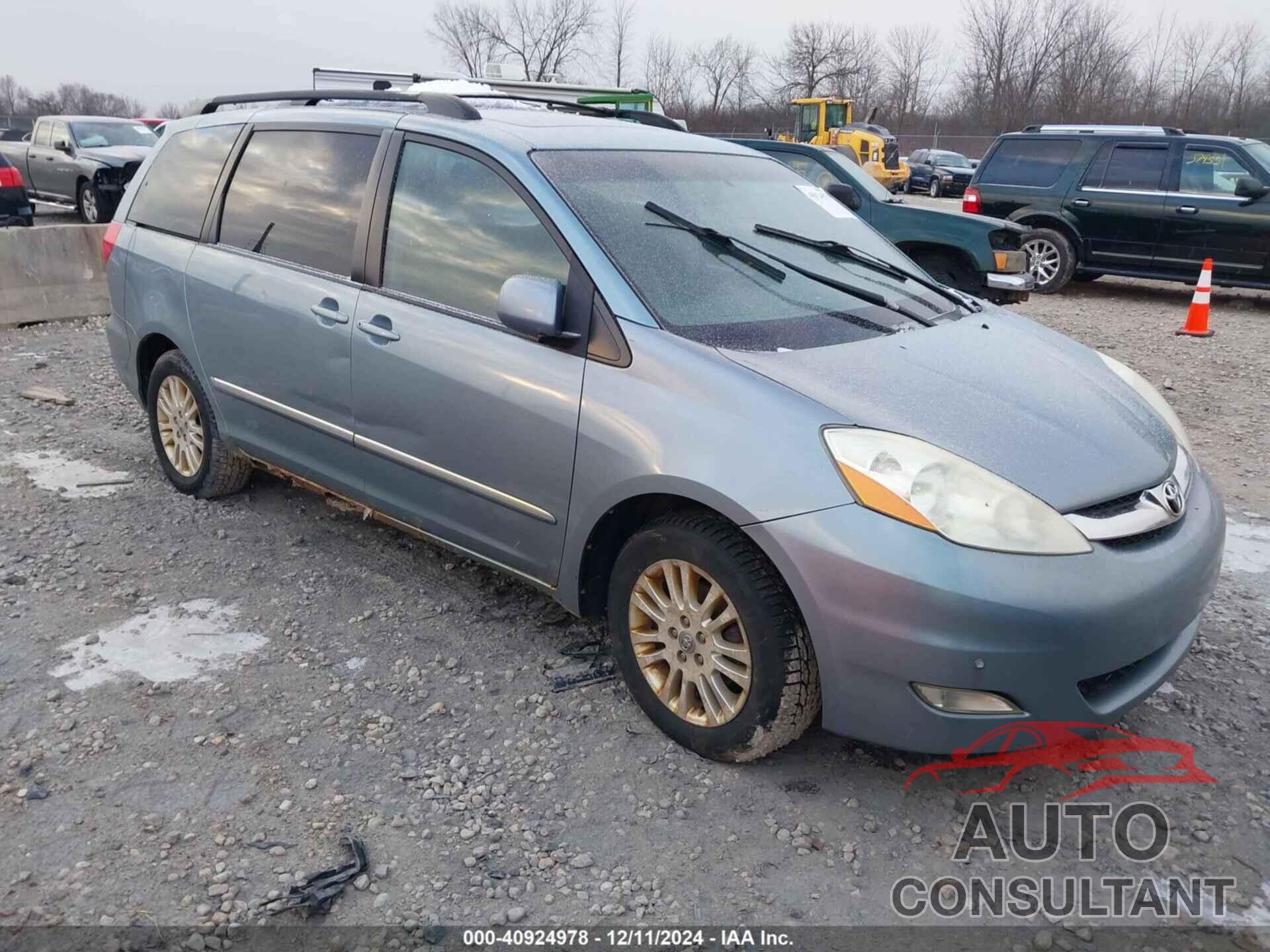 TOYOTA SIENNA 2009 - 5TDBK22C09S027179