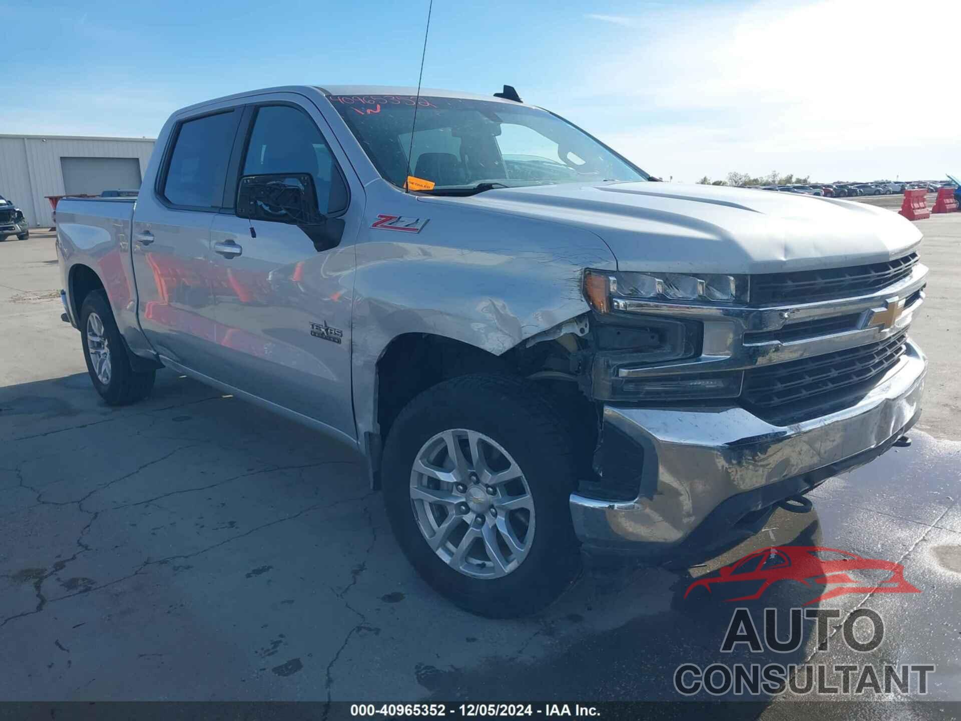 CHEVROLET SILVERADO 1500 2019 - 1GCUYDED8KZ136064