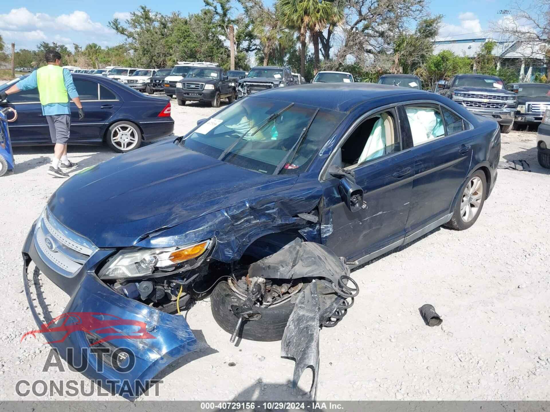 FORD TAURUS 2011 - 1FAHP2EW5BG144859