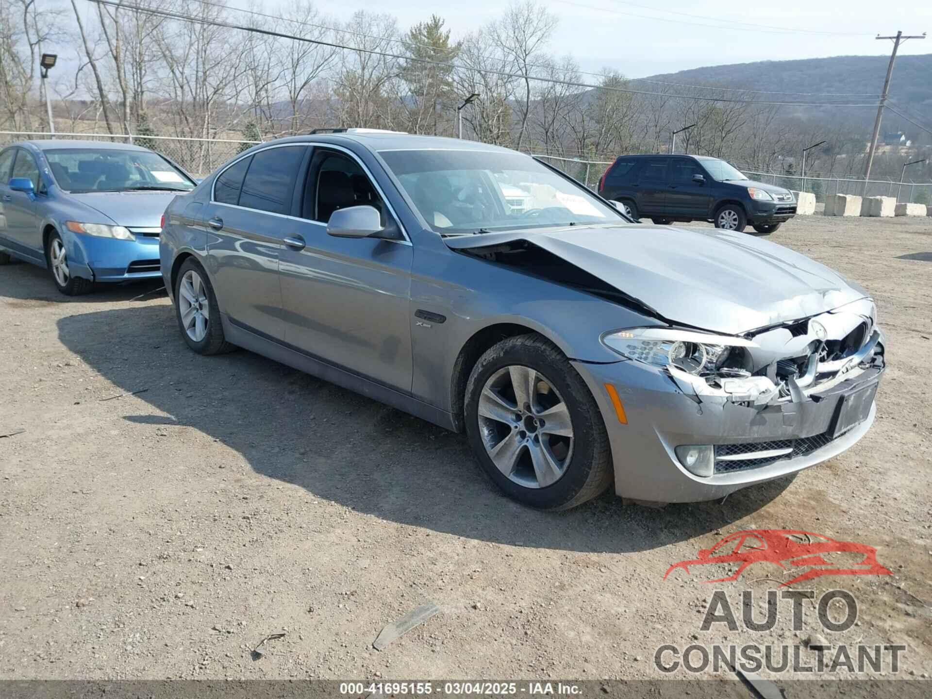 BMW 528I 2012 - WBAXH5C51CDW11676
