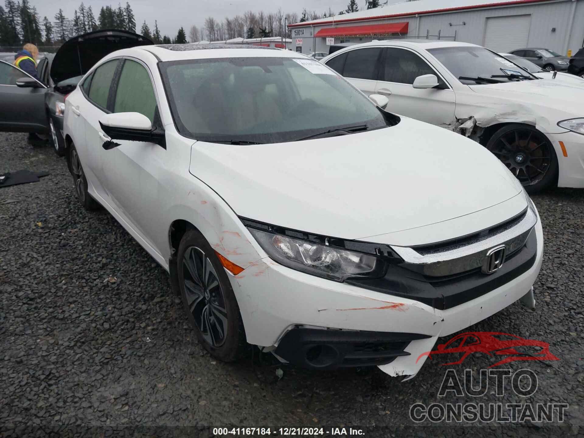 HONDA CIVIC 2018 - JHMFC1F39JX033742