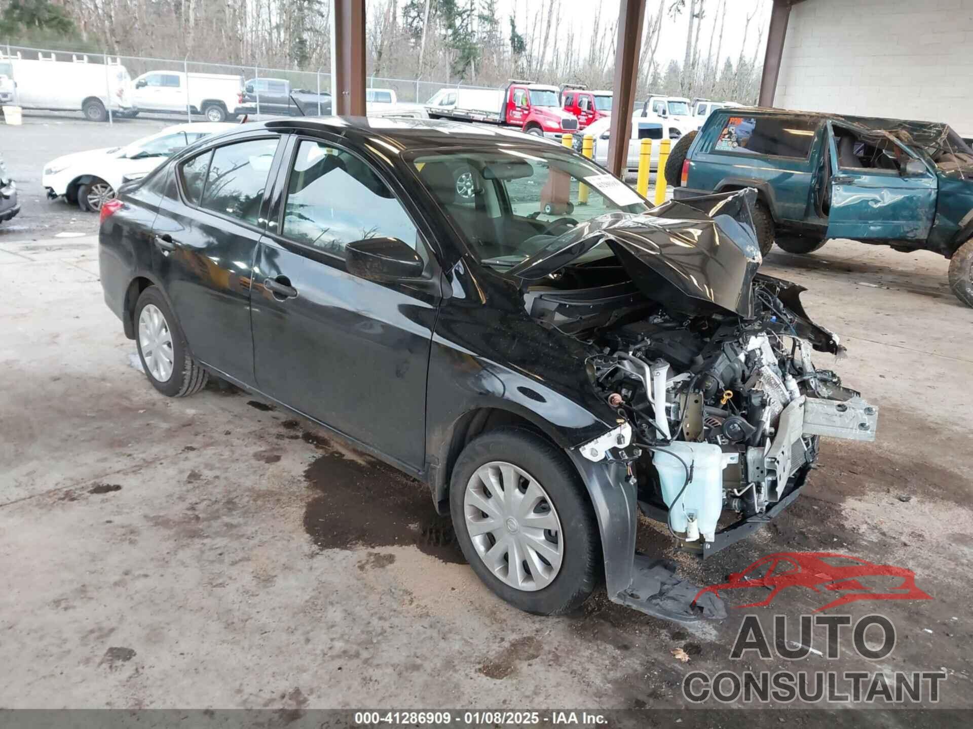 NISSAN VERSA 2019 - 3N1CN7AP0KL872707