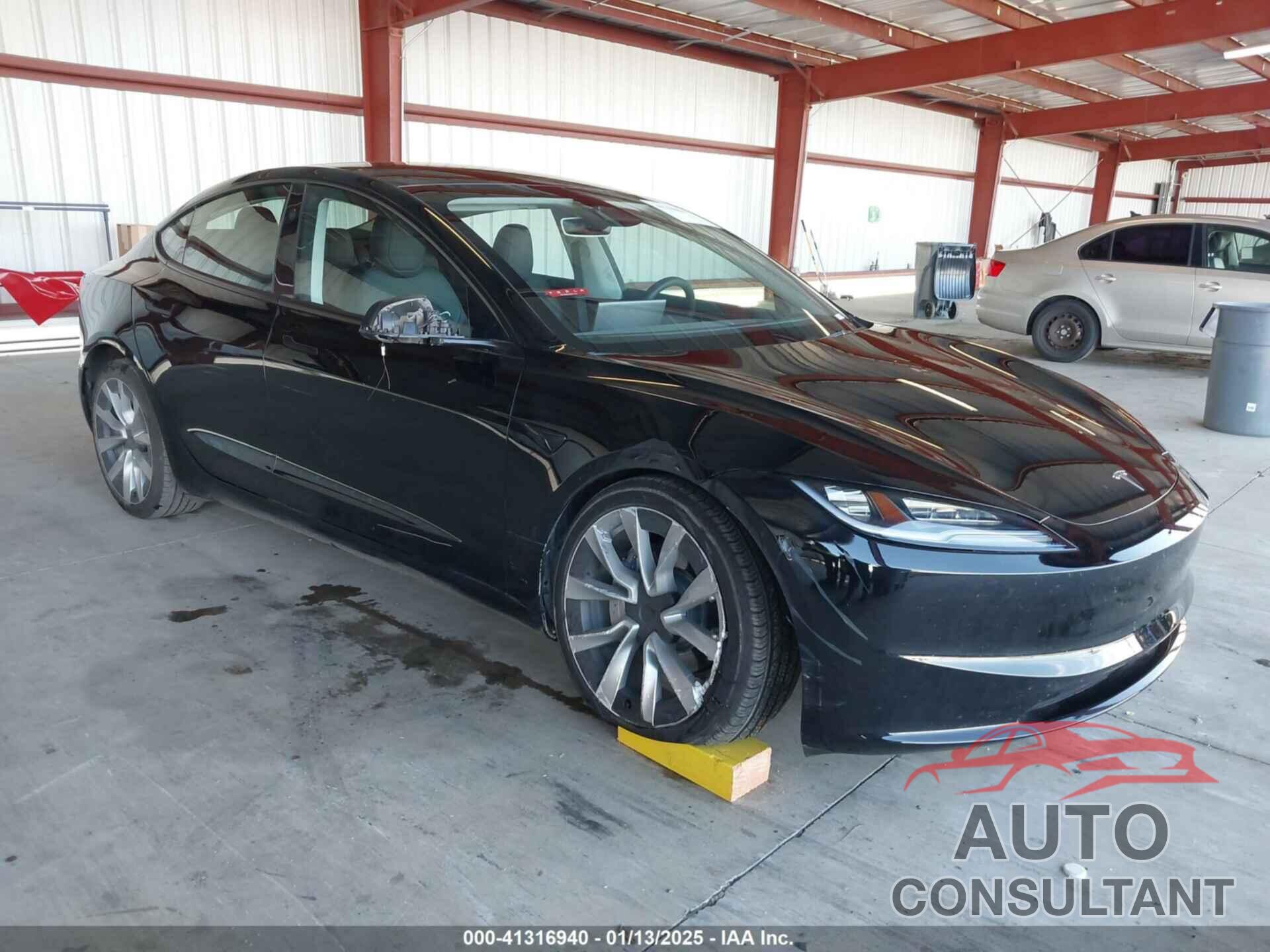 TESLA MODEL 3 2024 - 5YJ3E1EB7RF788921