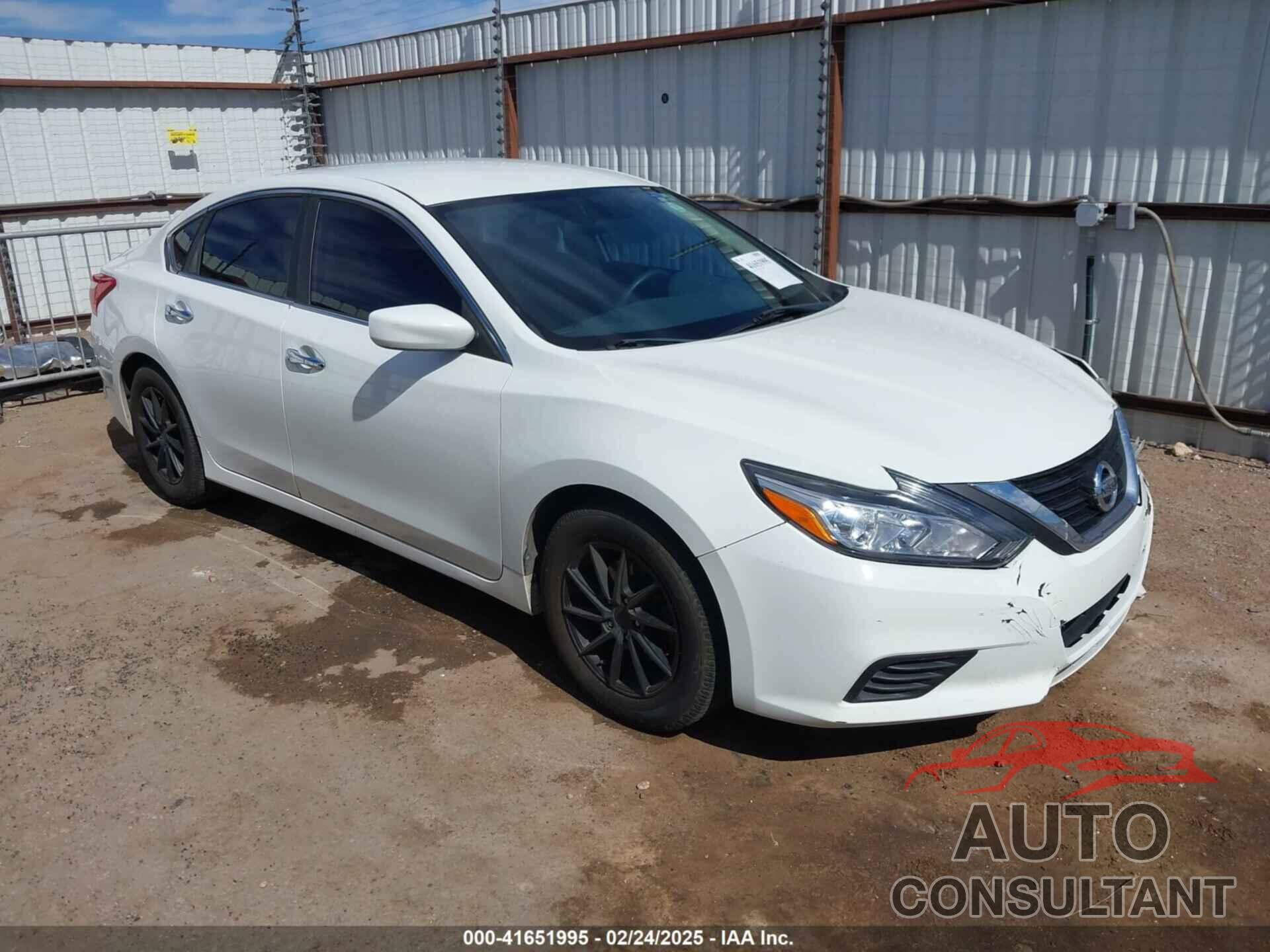 NISSAN ALTIMA 2017 - 1N4AL3AP4HN349577