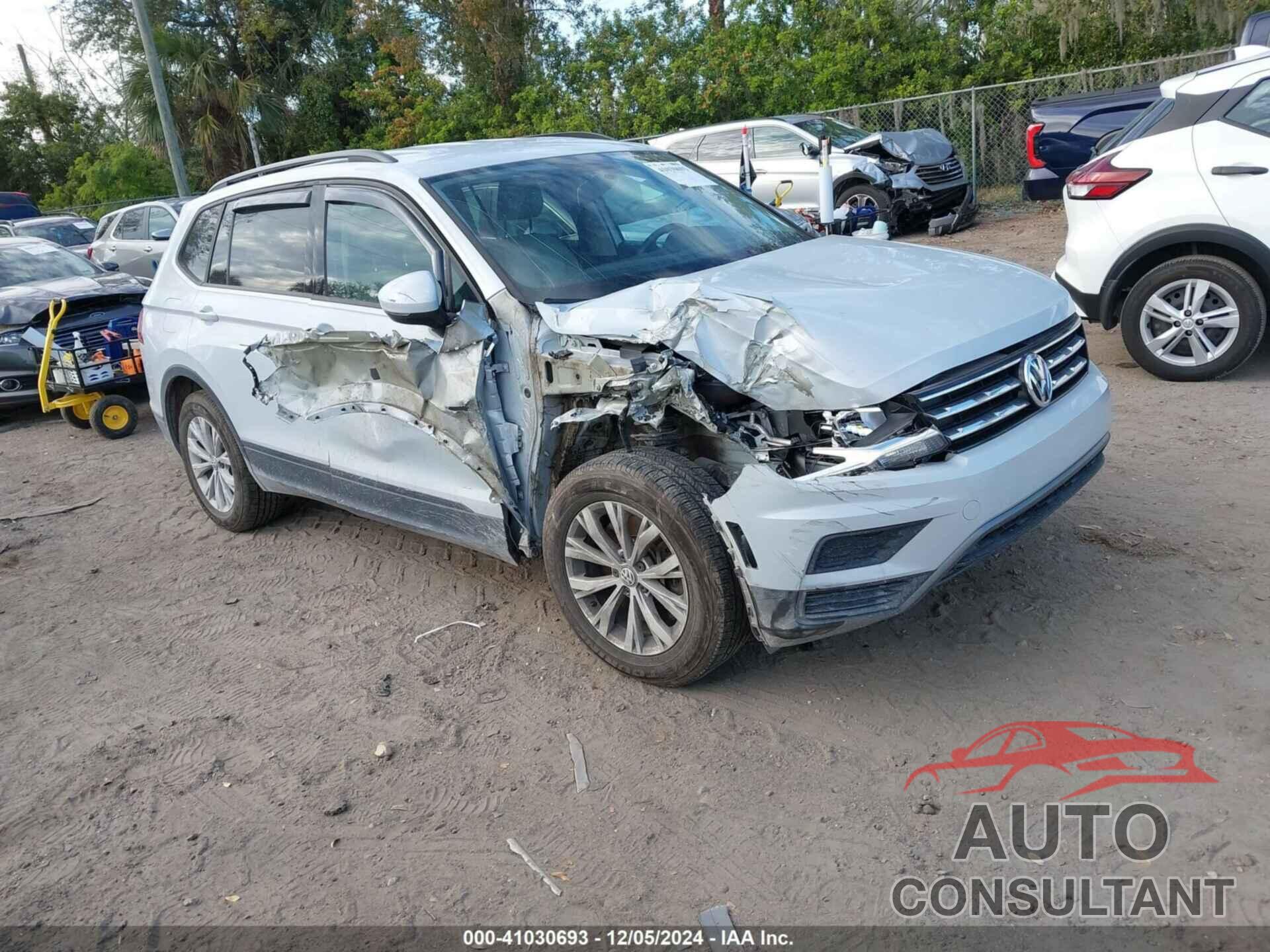 VOLKSWAGEN TIGUAN 2019 - 3VV1B7AX8KM036331