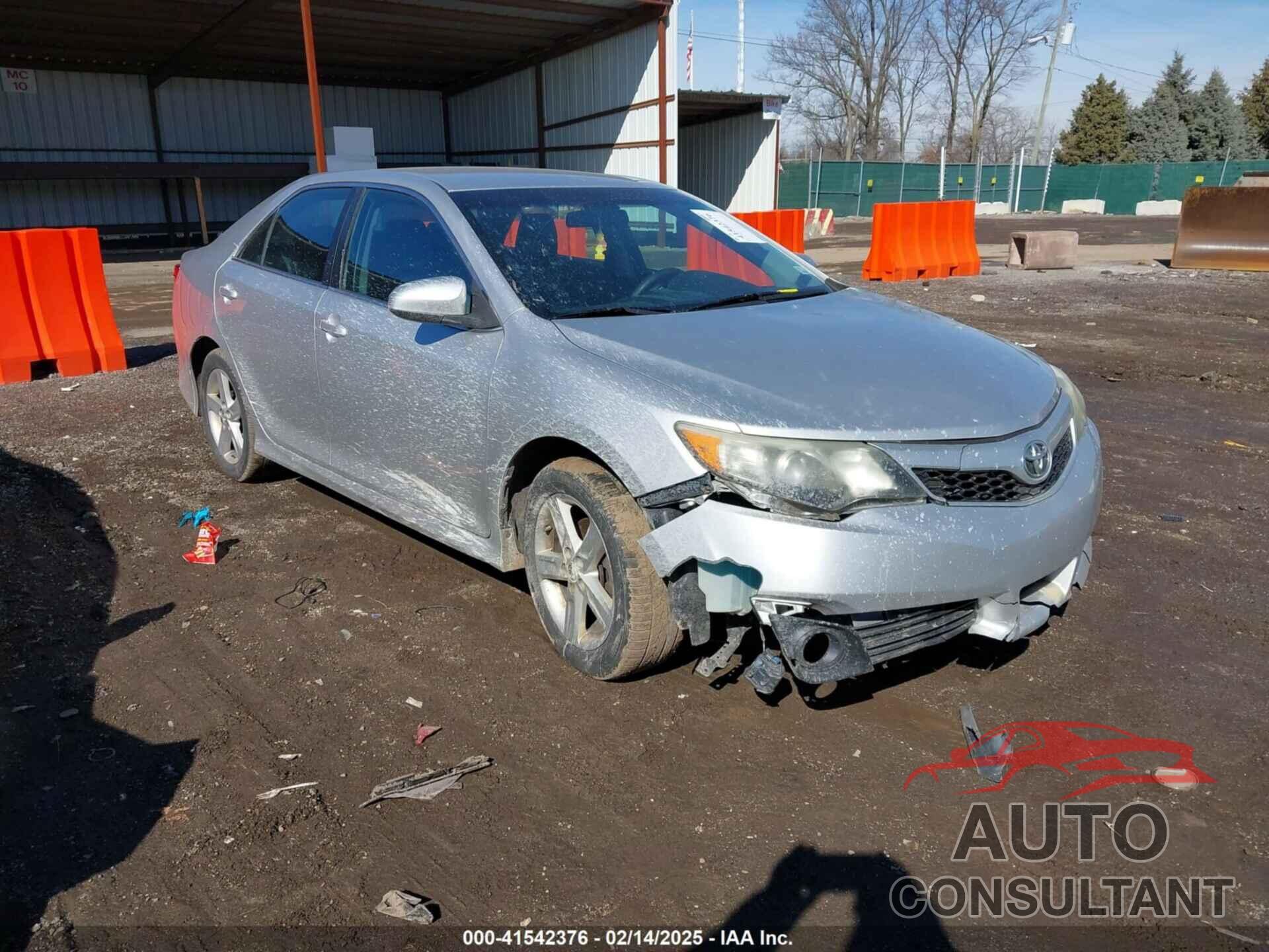 TOYOTA CAMRY 2013 - 4T1BF1FK4DU244492