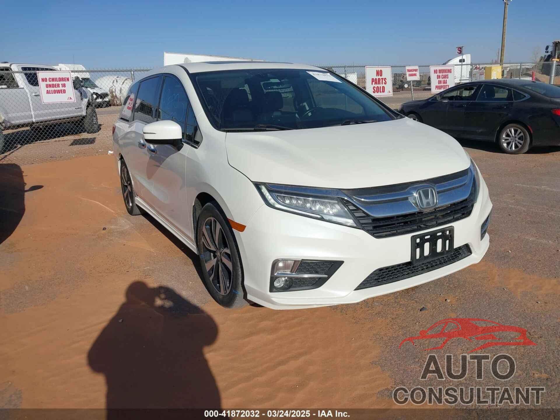 HONDA ODYSSEY 2018 - 5FNRL6H95JB049217