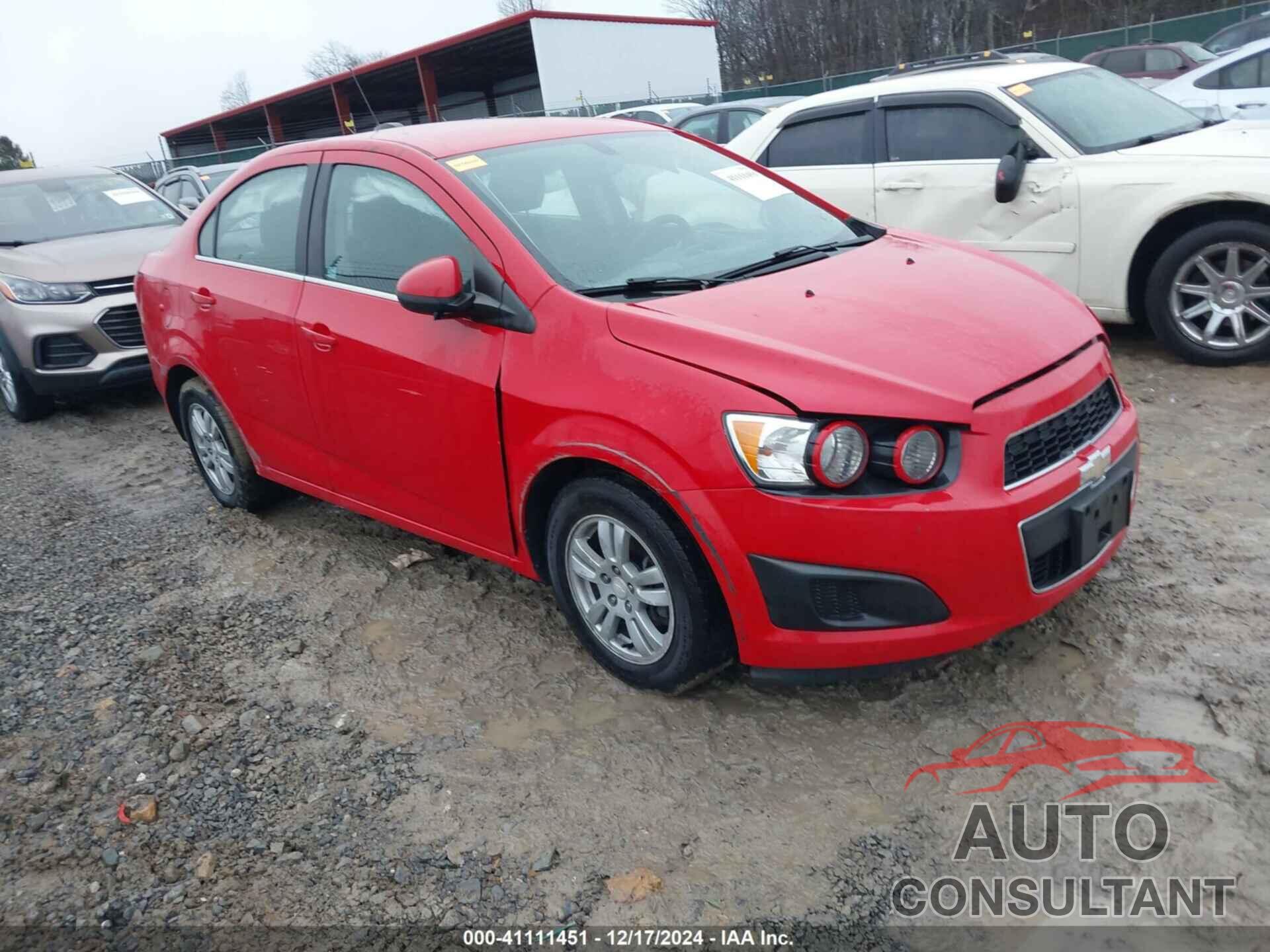 CHEVROLET SONIC 2016 - 1G1JC5SB0G4125907