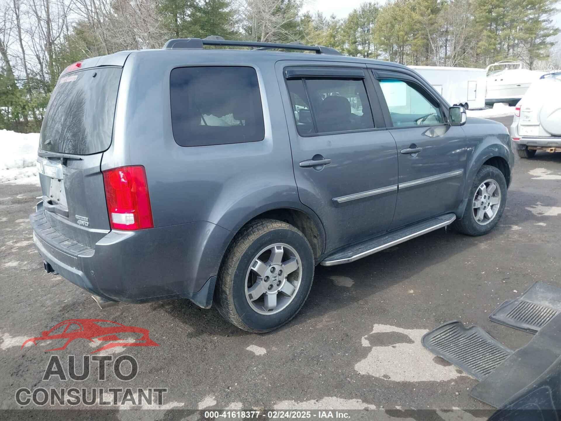 HONDA PILOT 2011 - 5FNYF4H94BB095467
