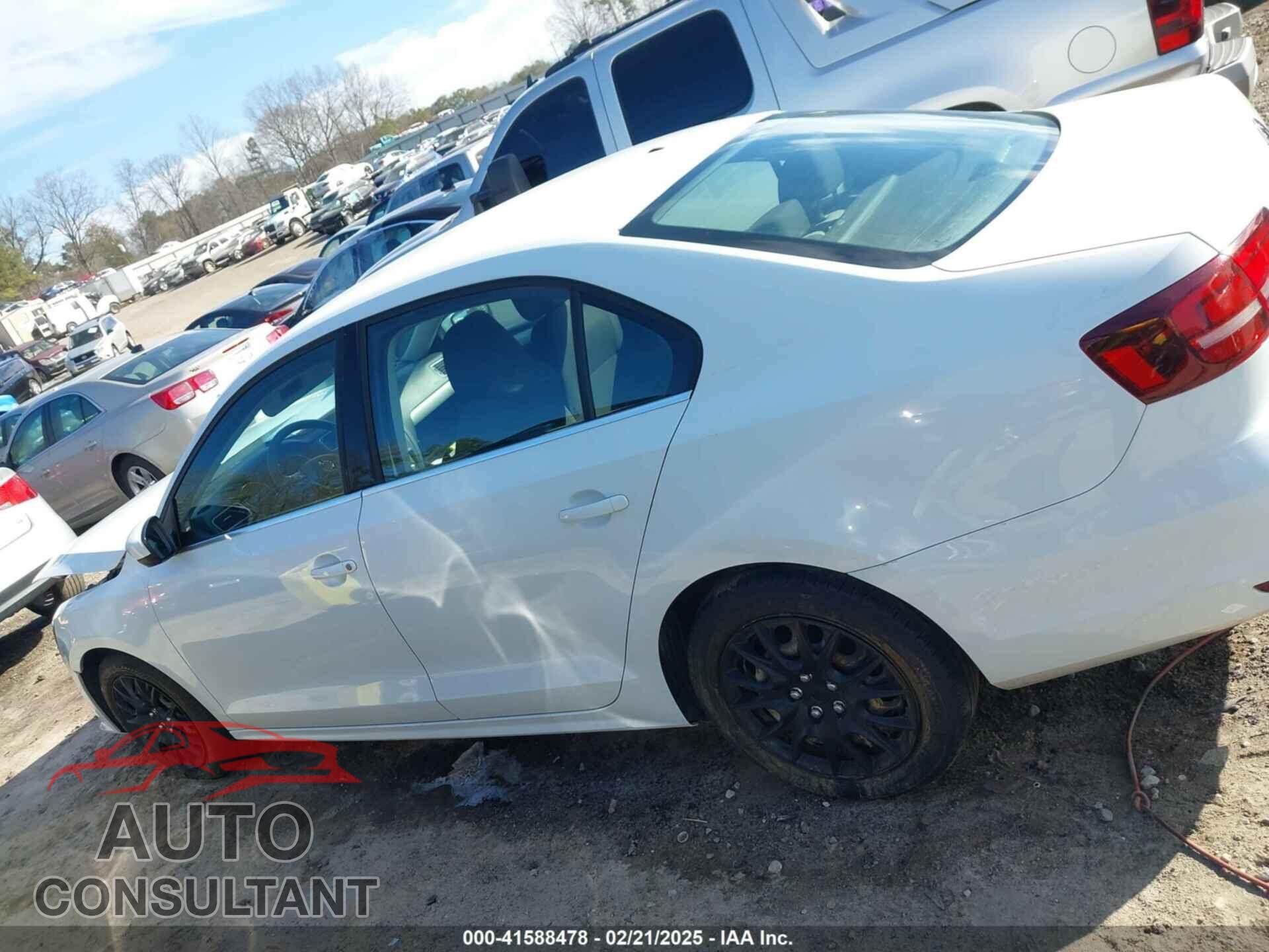 VOLKSWAGEN JETTA 2017 - 3VW2B7AJ9HM397524