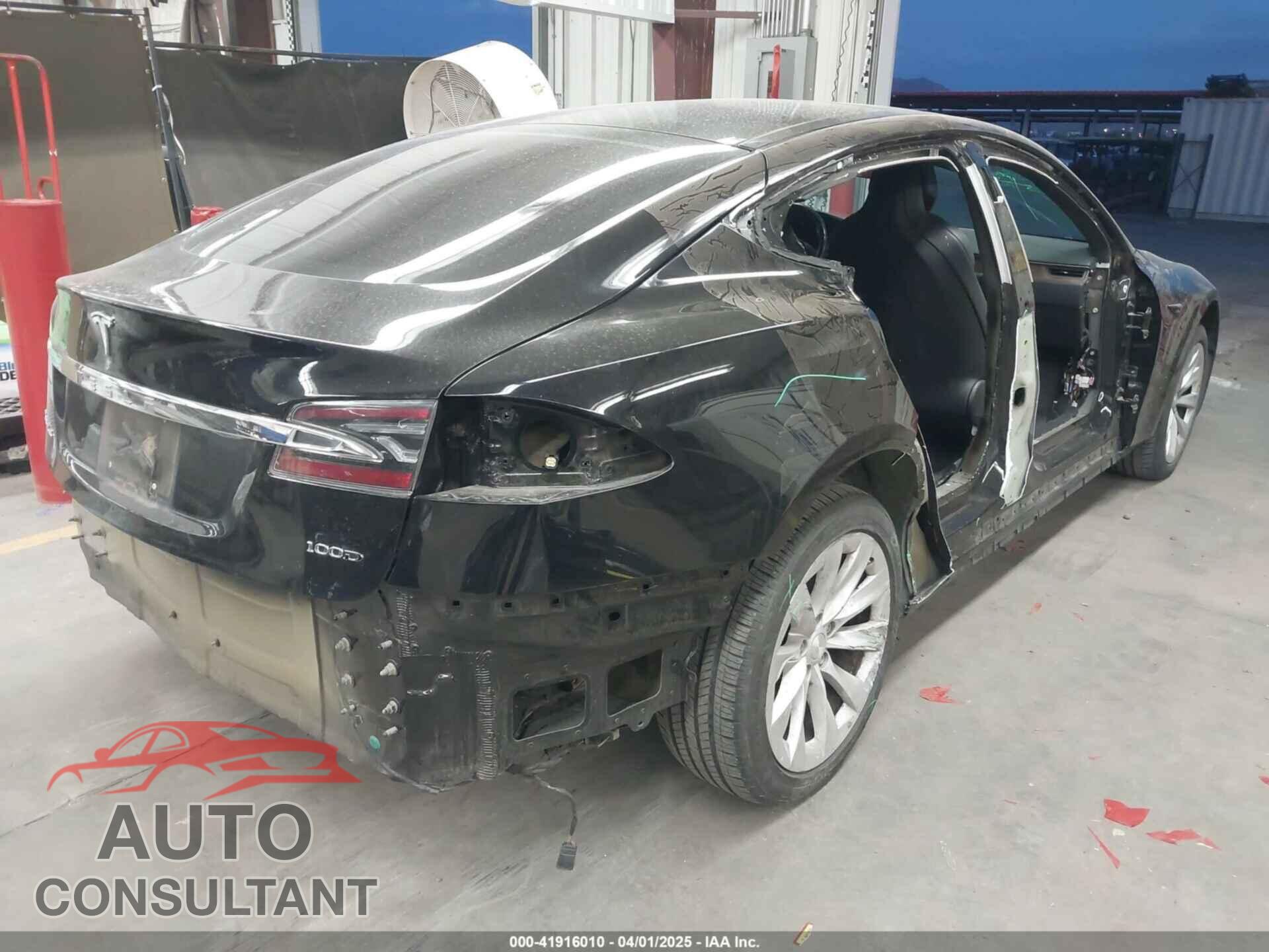TESLA MODEL S 2018 - 5YJSA1E24JF297430
