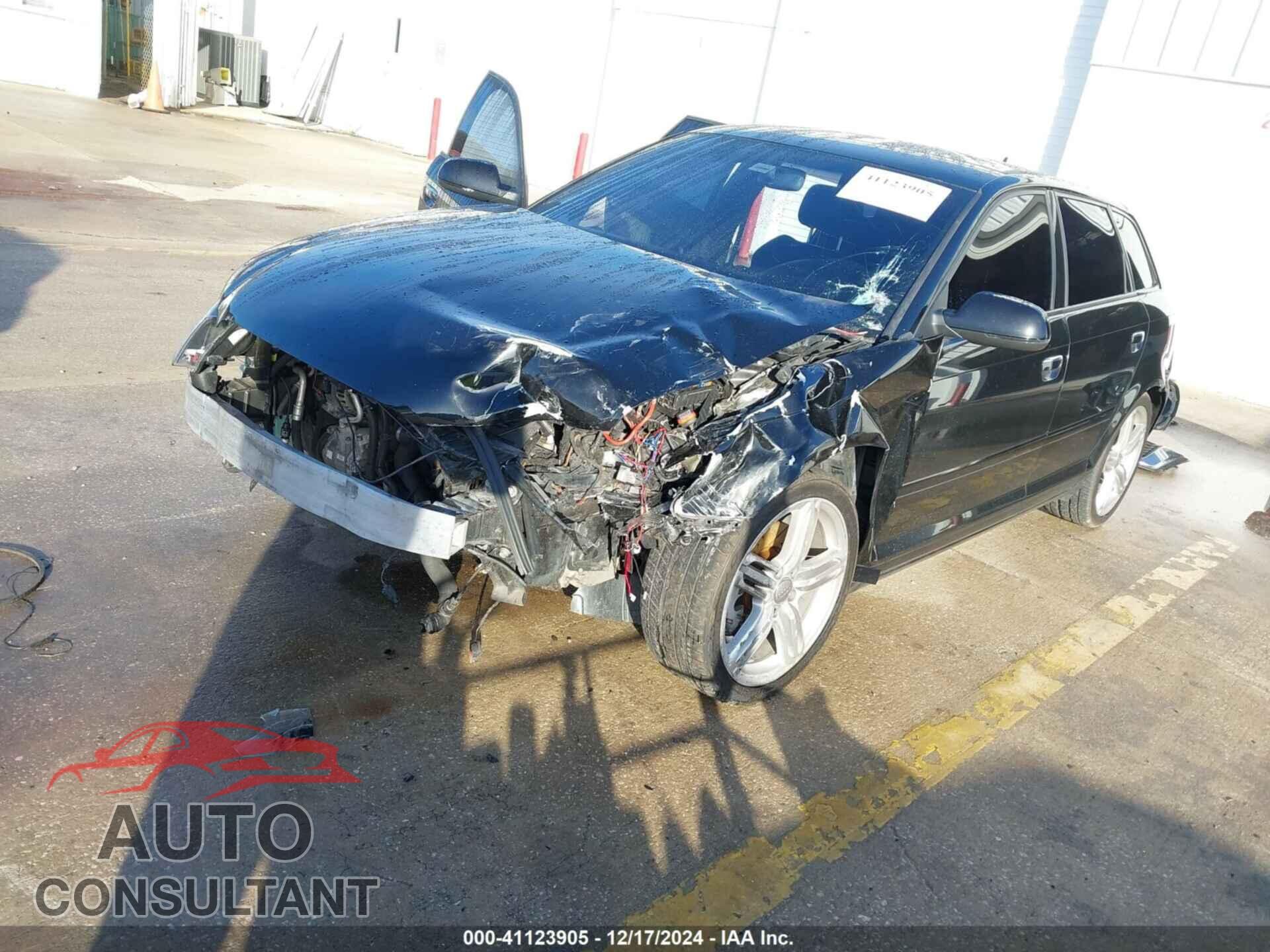 AUDI A3 2011 - WAUBFAFM9BA011242