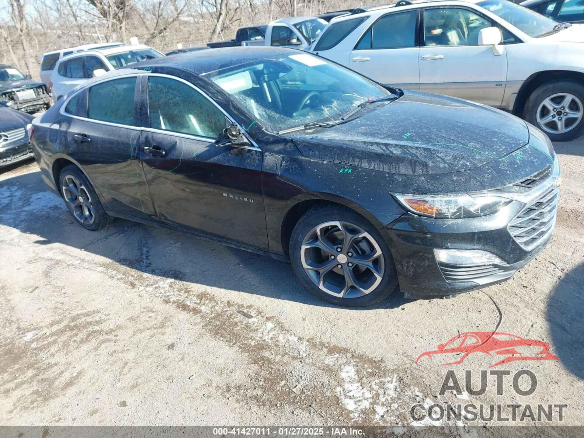 CHEVROLET MALIBU 2021 - 1G1ZD5ST1MF019166