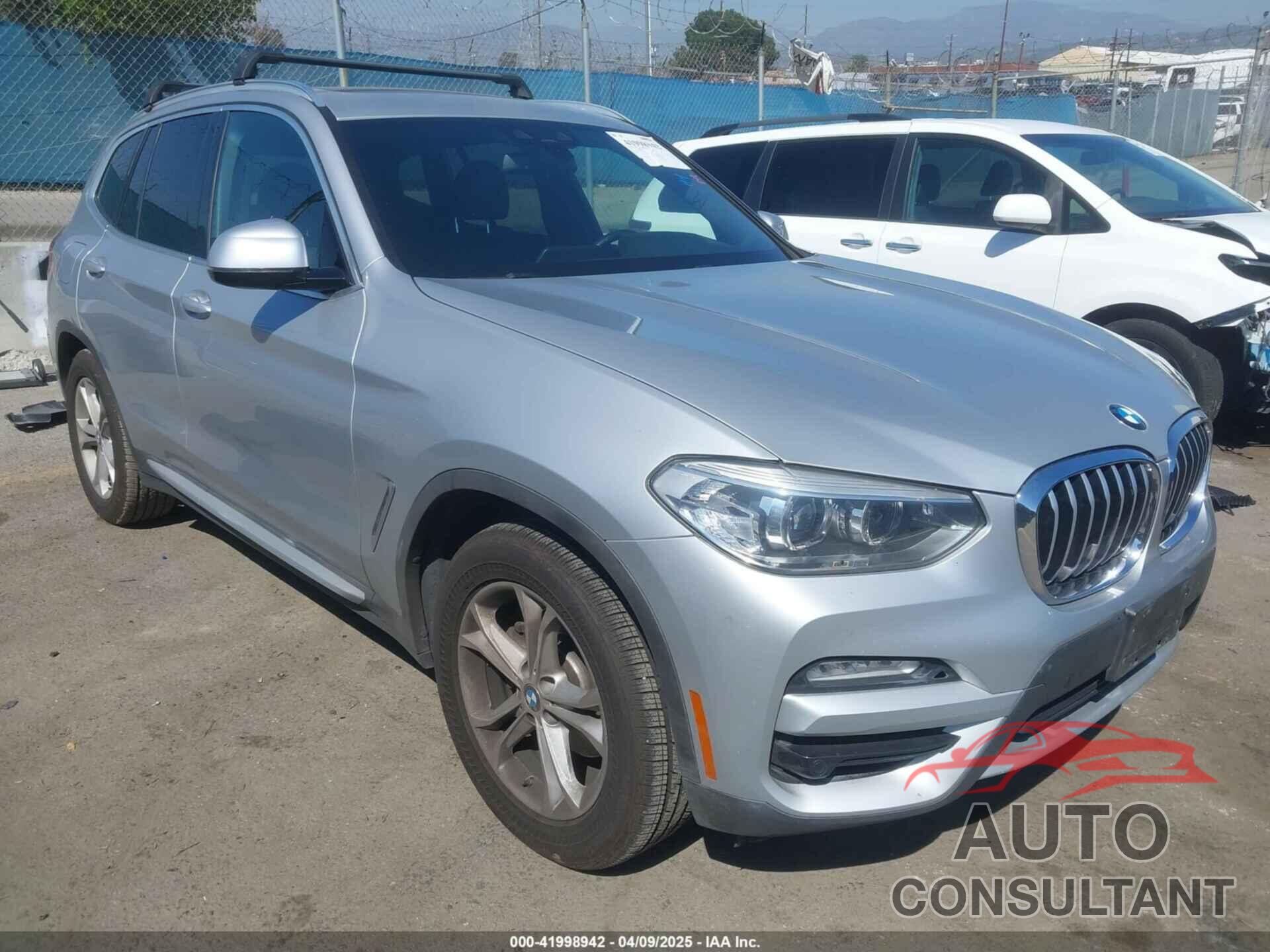 BMW X3 2019 - 5UXTR7C50KLR47364