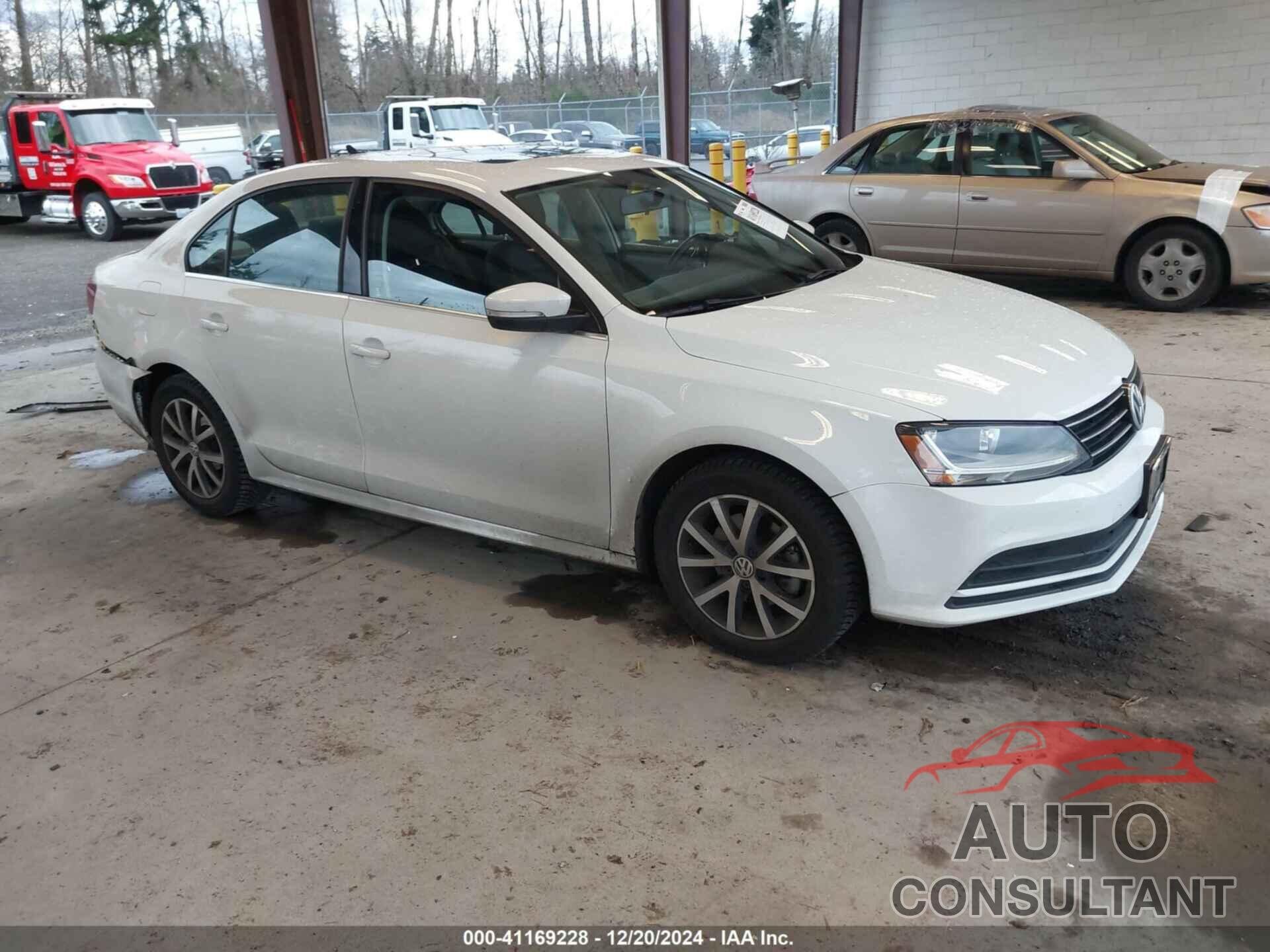 VOLKSWAGEN JETTA 2017 - 3VWDB7AJ0HM305662