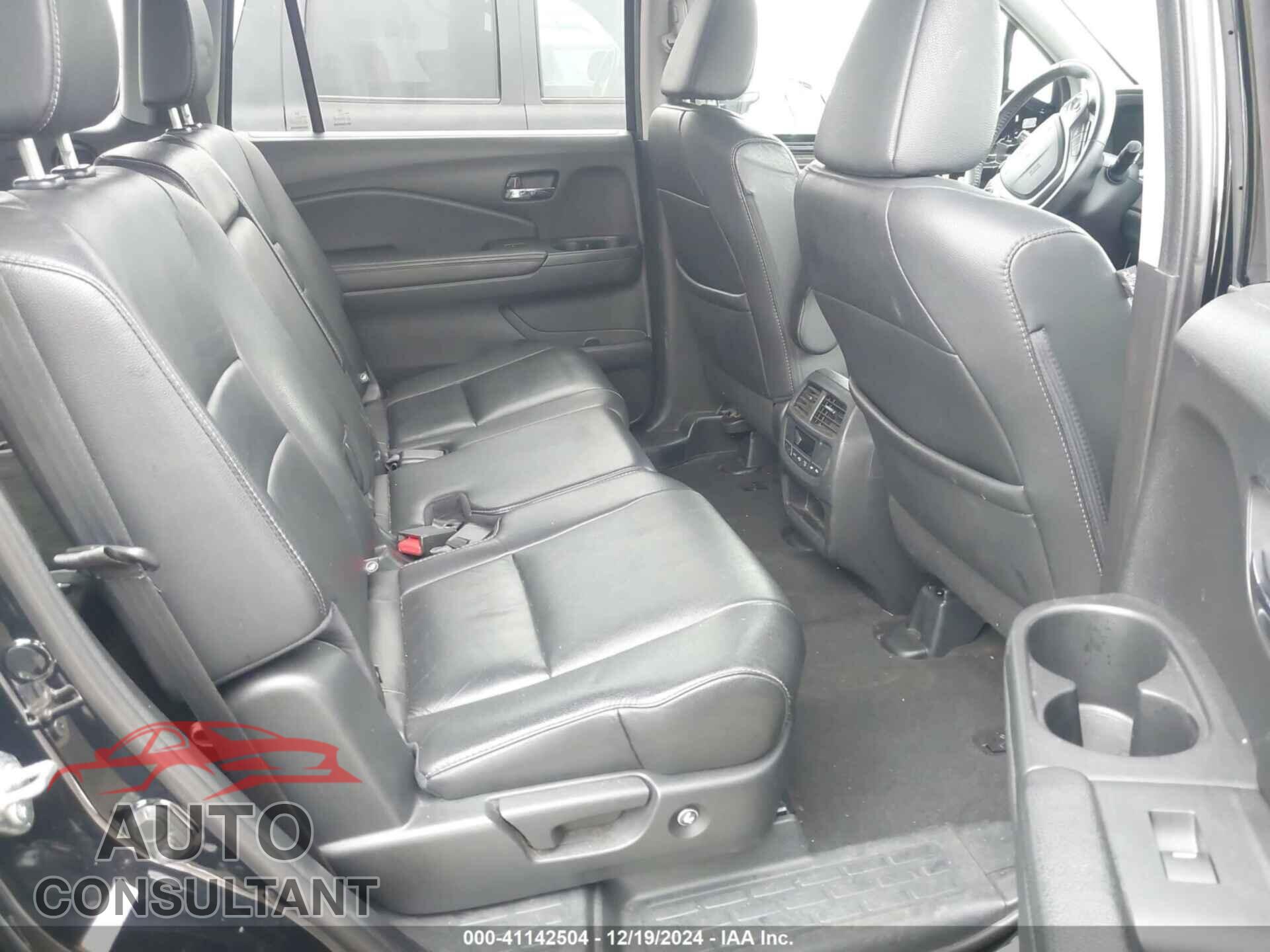HONDA PILOT 2016 - 5FNYF5H71GB042933