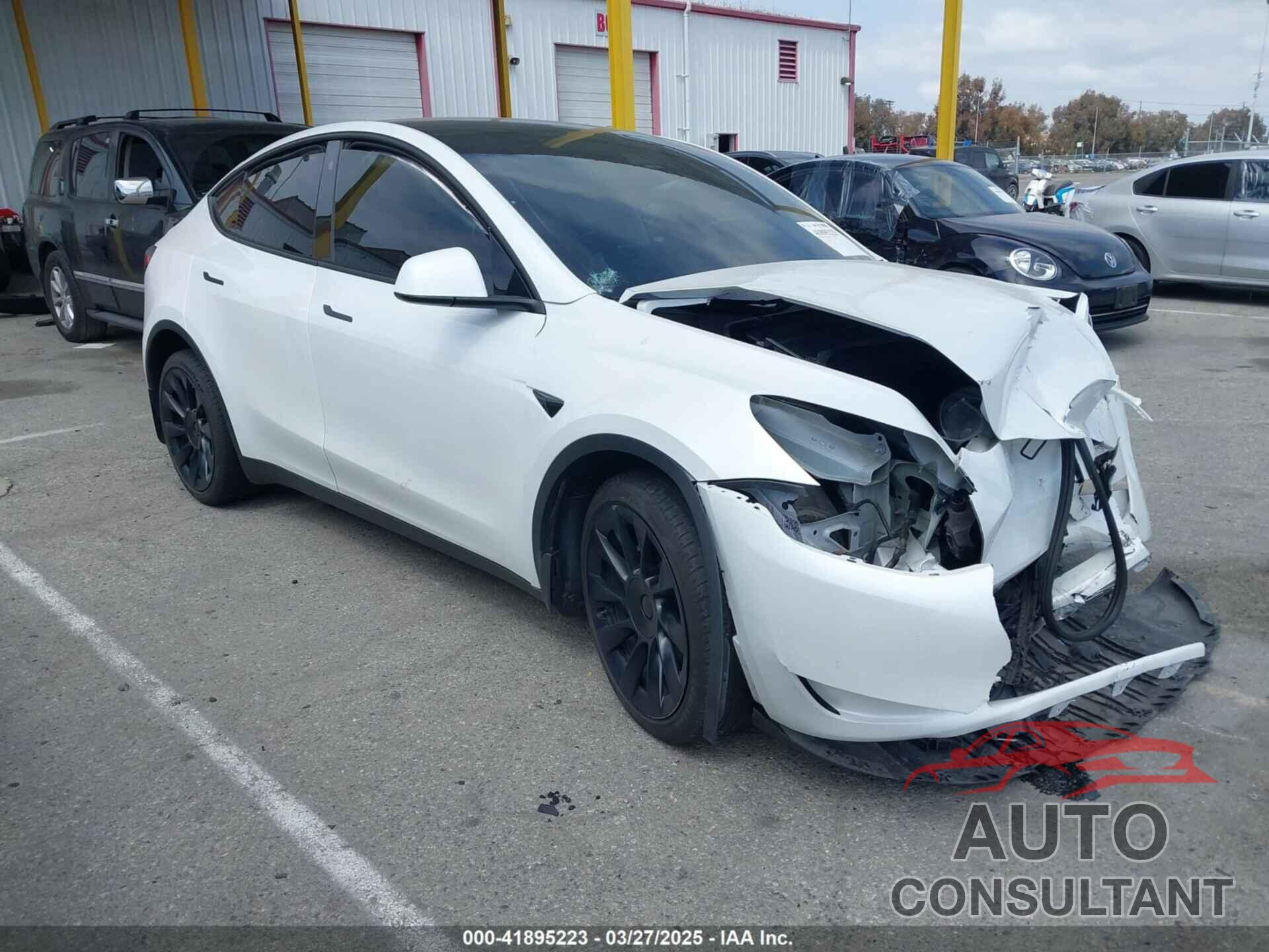 TESLA MODEL Y 2023 - 7SAYGDEE9PA026005