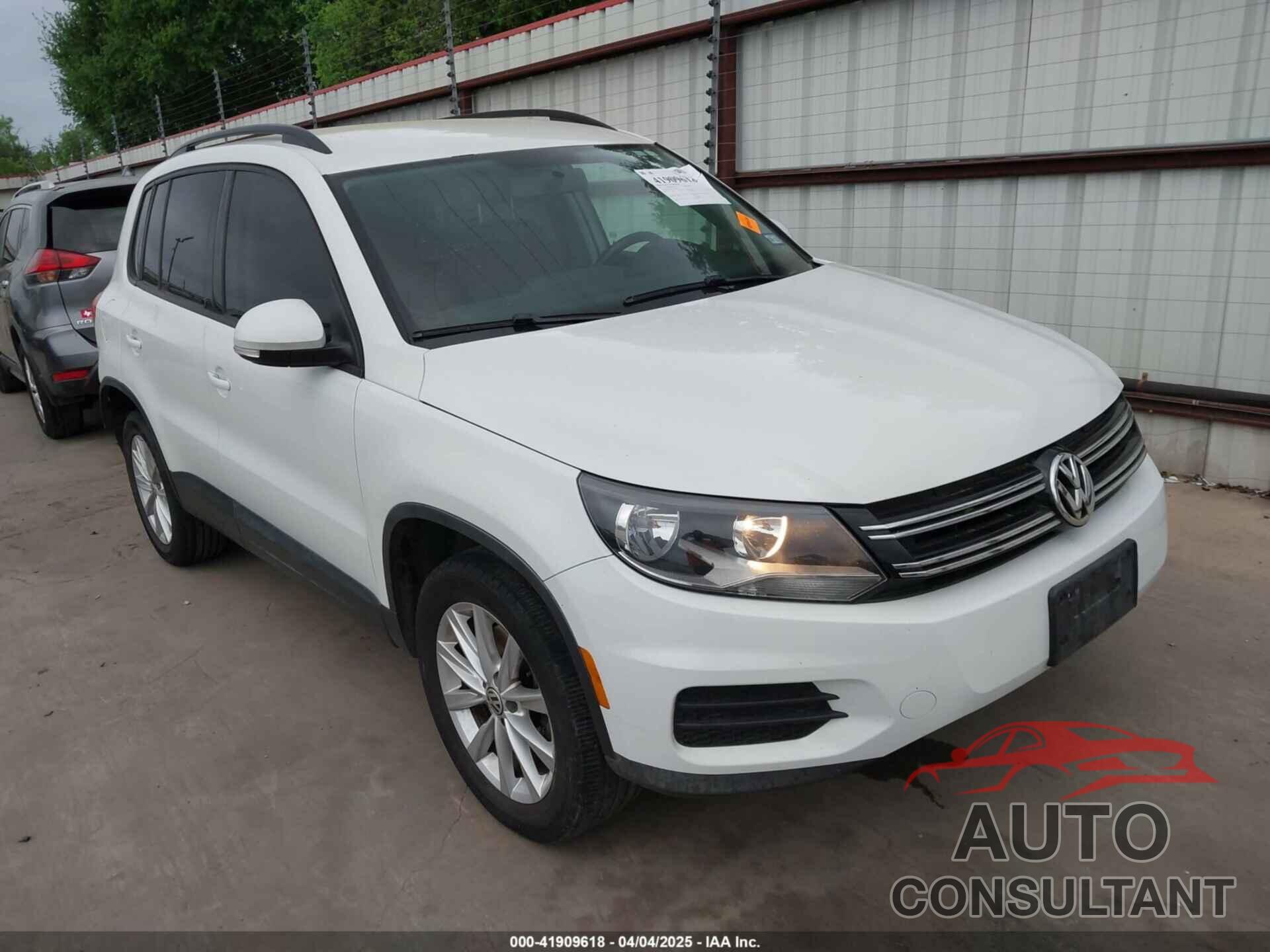 VOLKSWAGEN TIGUAN 2015 - WVGAV7AX5FW585248