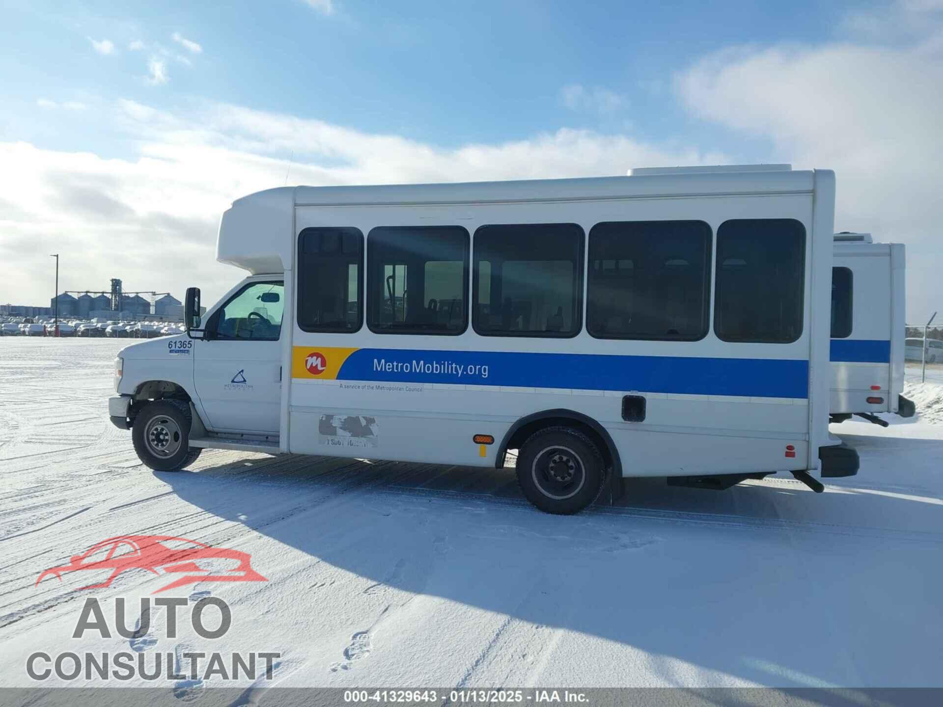 FORD E-450 CUTAWAY 2019 - 1FDFE4FS0KDC32018