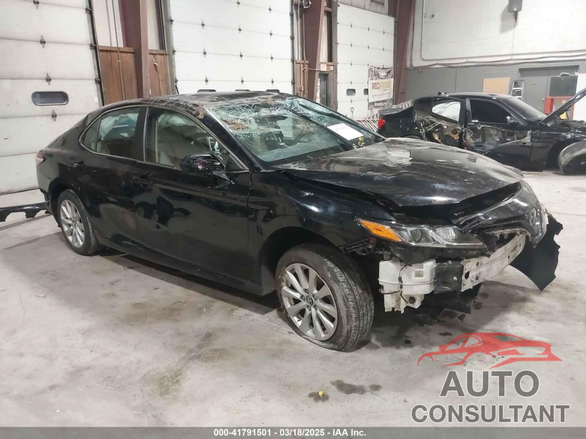 TOYOTA CAMRY 2019 - 4T1B11HK9KU799978