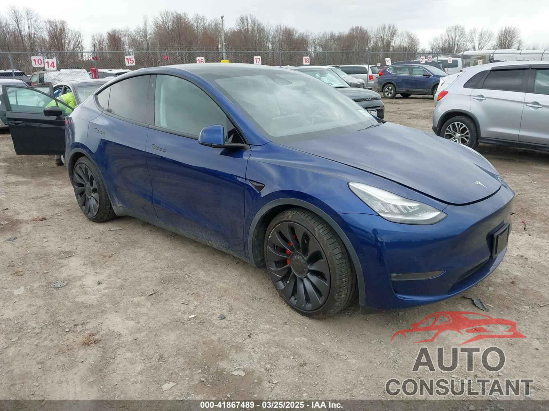 TESLA MODEL Y 2020 - 5YJYGDEF0LF000380