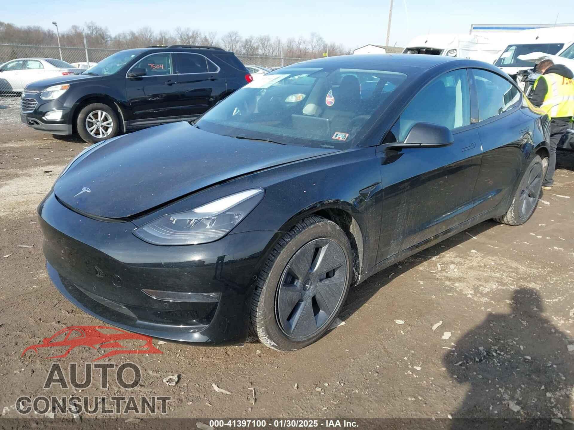 TESLA MODEL 3 2022 - 5YJ3E1EB0NF327733