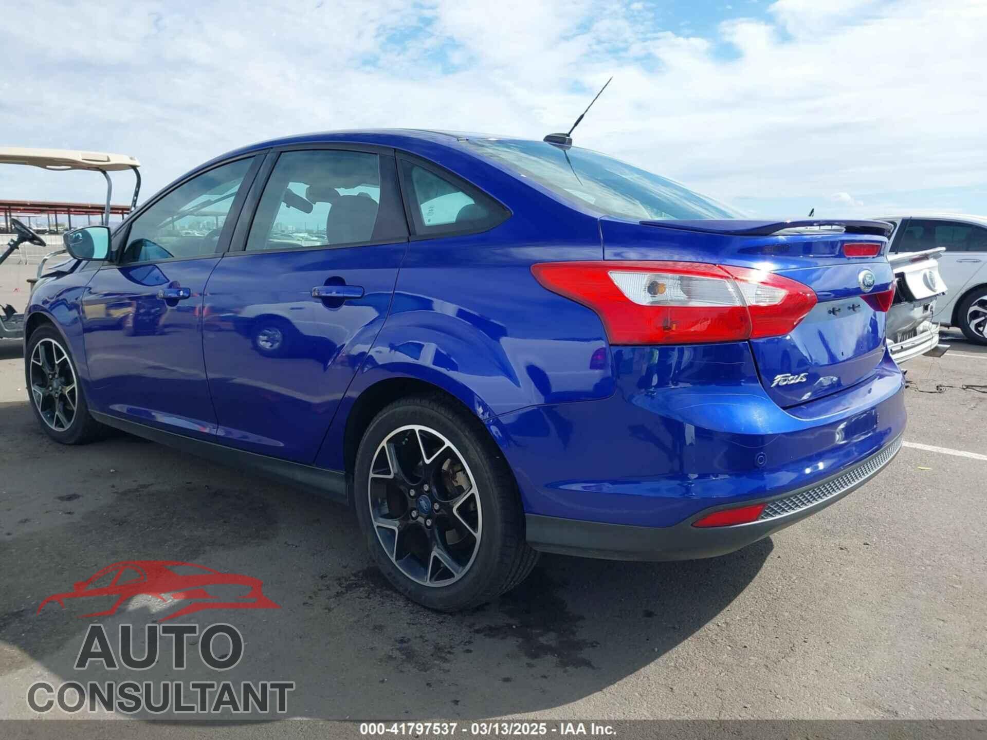 FORD FOCUS 2013 - 1FADP3F27DL138703