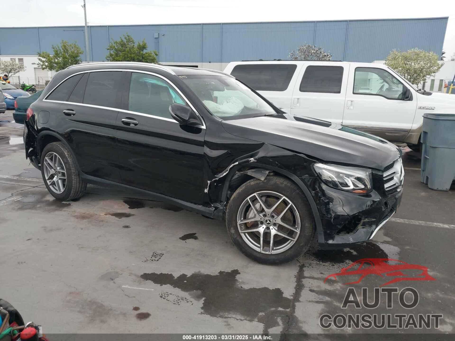 MERCEDES-BENZ GLC 300 2019 - WDC0G4KBXKF593247