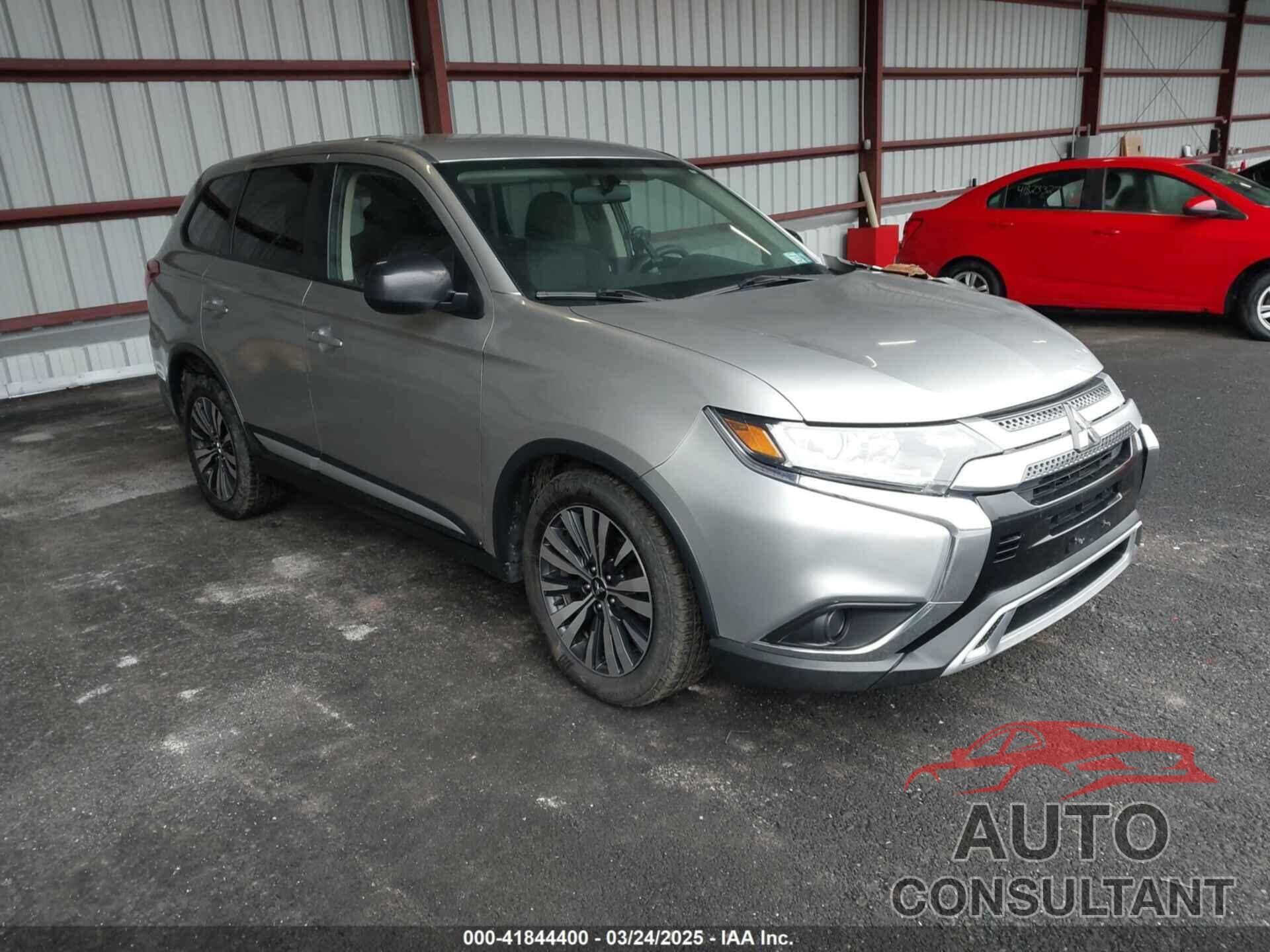 MITSUBISHI OUTLANDER 2019 - JA4AZ3A39KZ003993
