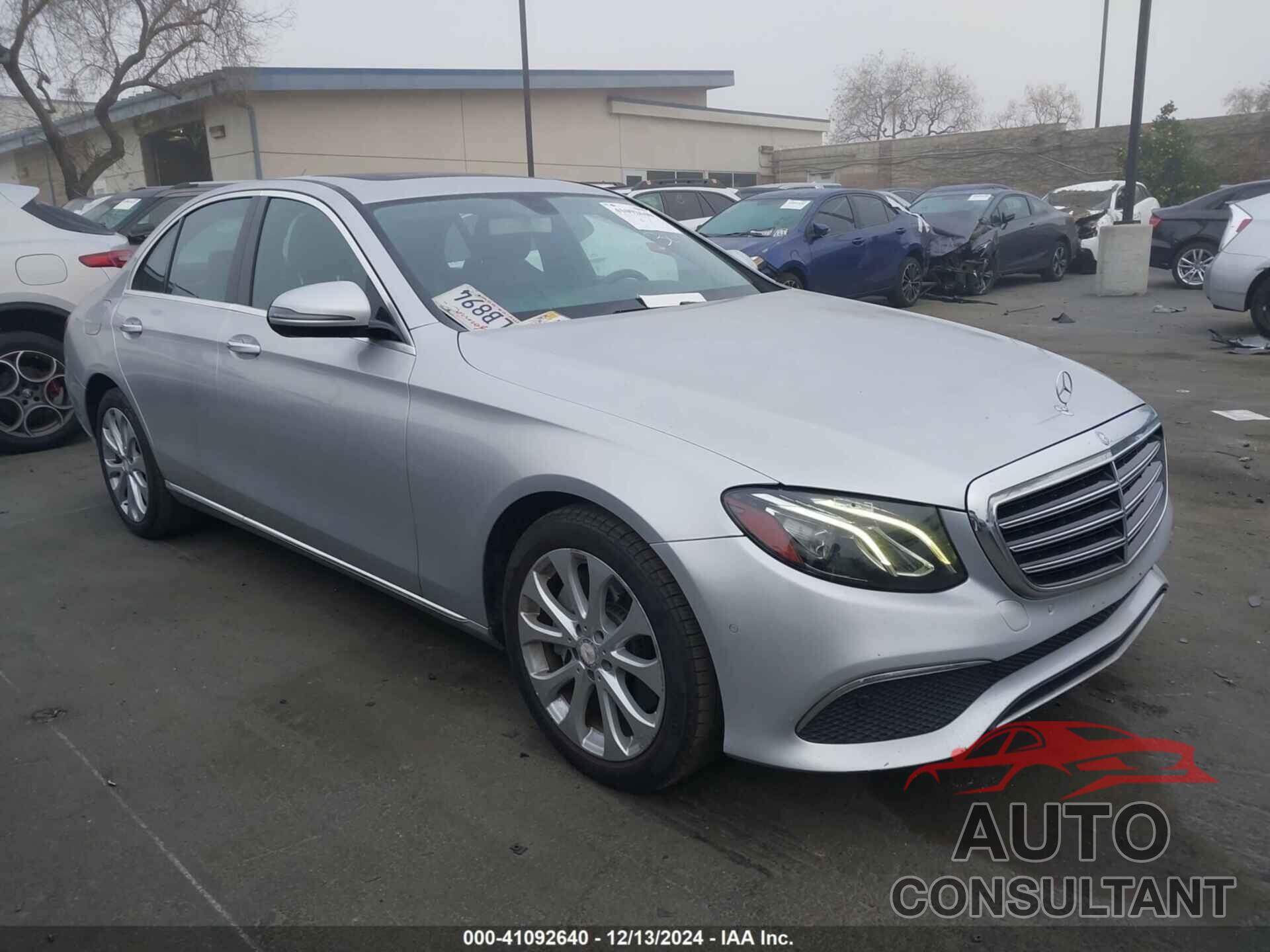 MERCEDES-BENZ E 300 2017 - WDDZF4JB5HA078797