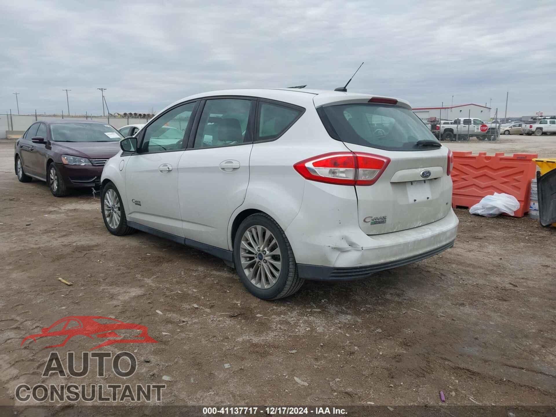 FORD C-MAX ENERGI 2017 - 1FADP5EU6HL104627