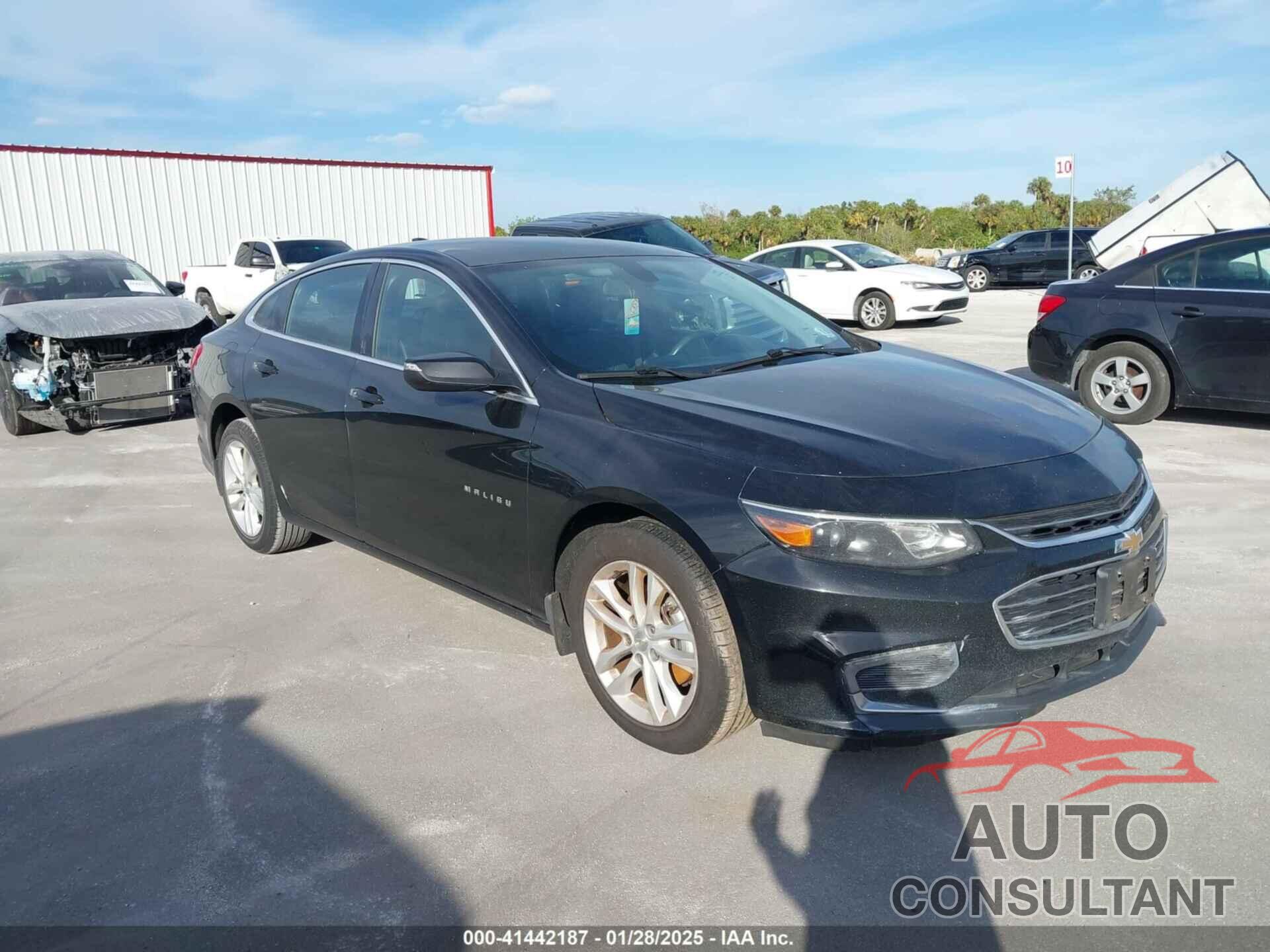 CHEVROLET MALIBU 2017 - 1G1ZE5ST8HF106503