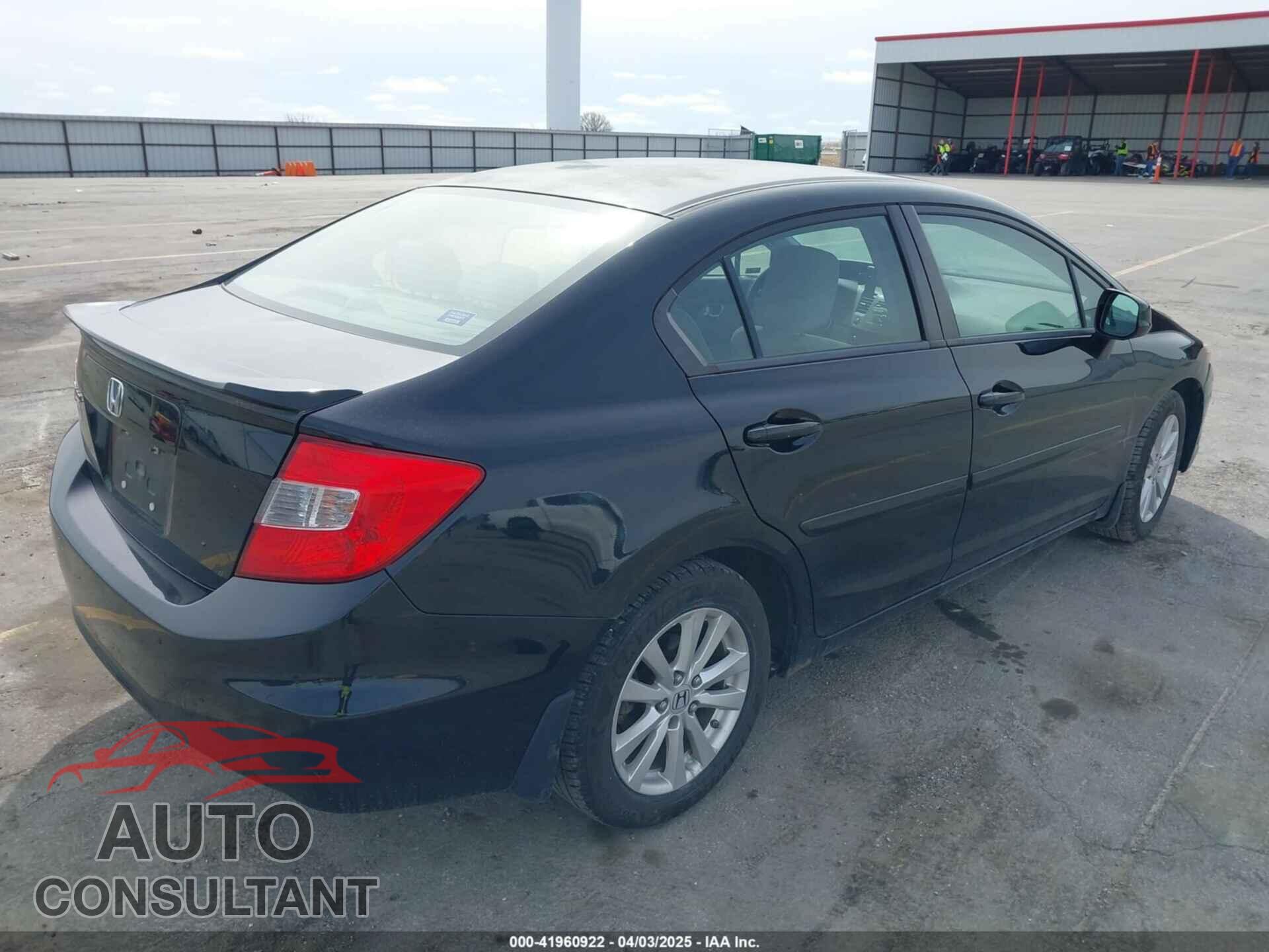 HONDA CIVIC 2012 - JHMFB2F84CS002015