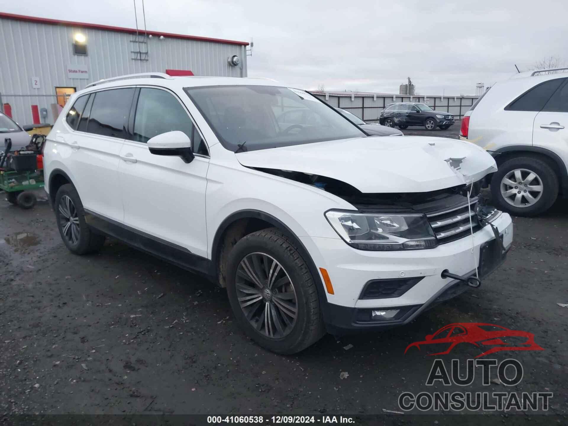 VOLKSWAGEN TIGUAN 2018 - 3VV2B7AX1JM010818