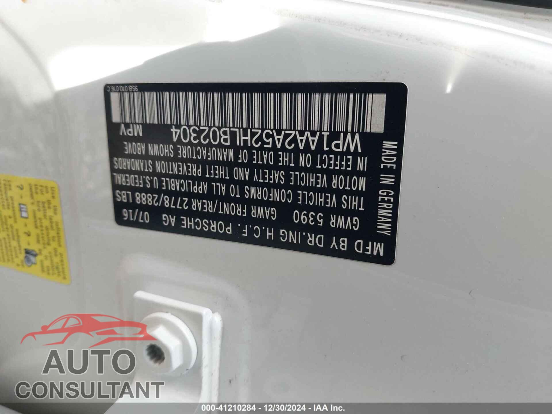 PORSCHE MACAN 2017 - WP1AA2A52HLB02304