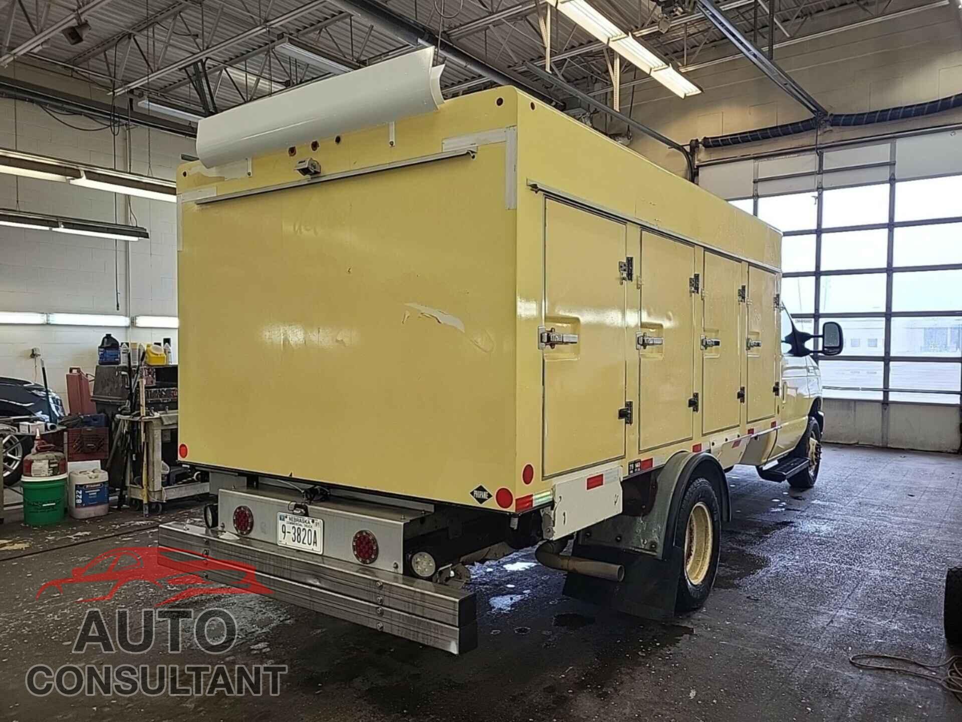 FORD ECONOLINE 2017 - 1FDXE4FS8HDC69041