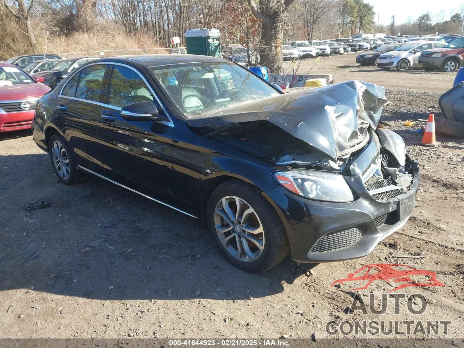 MERCEDES-BENZ C 300 2015 - 55SWF4KB5FU092360