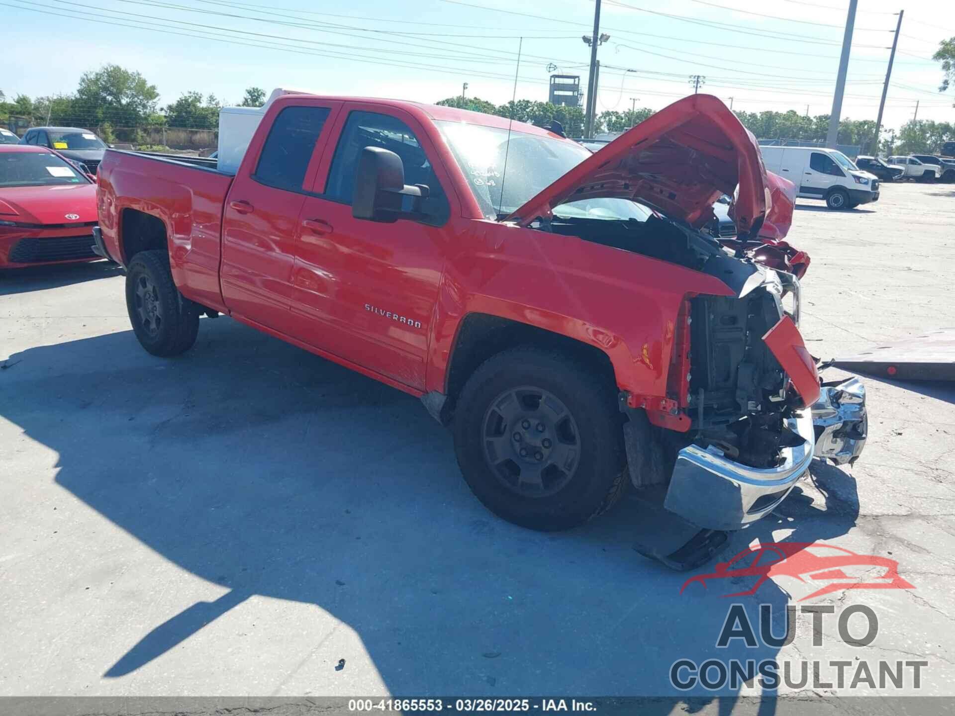 CHEVROLET SILVERADO 1500 2015 - 1GCVKREC7FZ221753