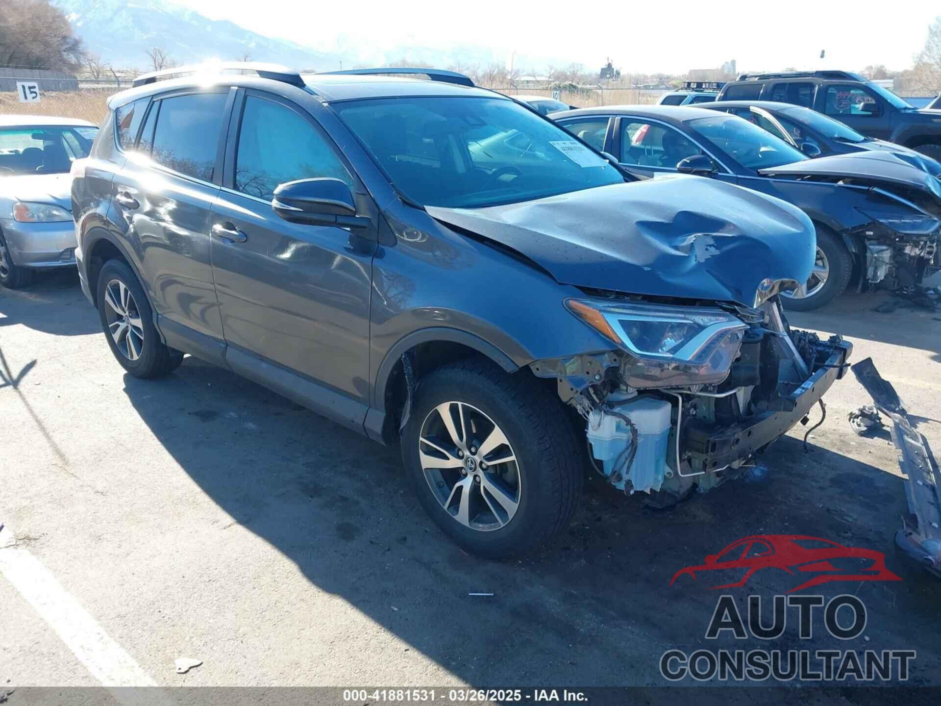 TOYOTA RAV4 2018 - 2T3RFREV6JW783868