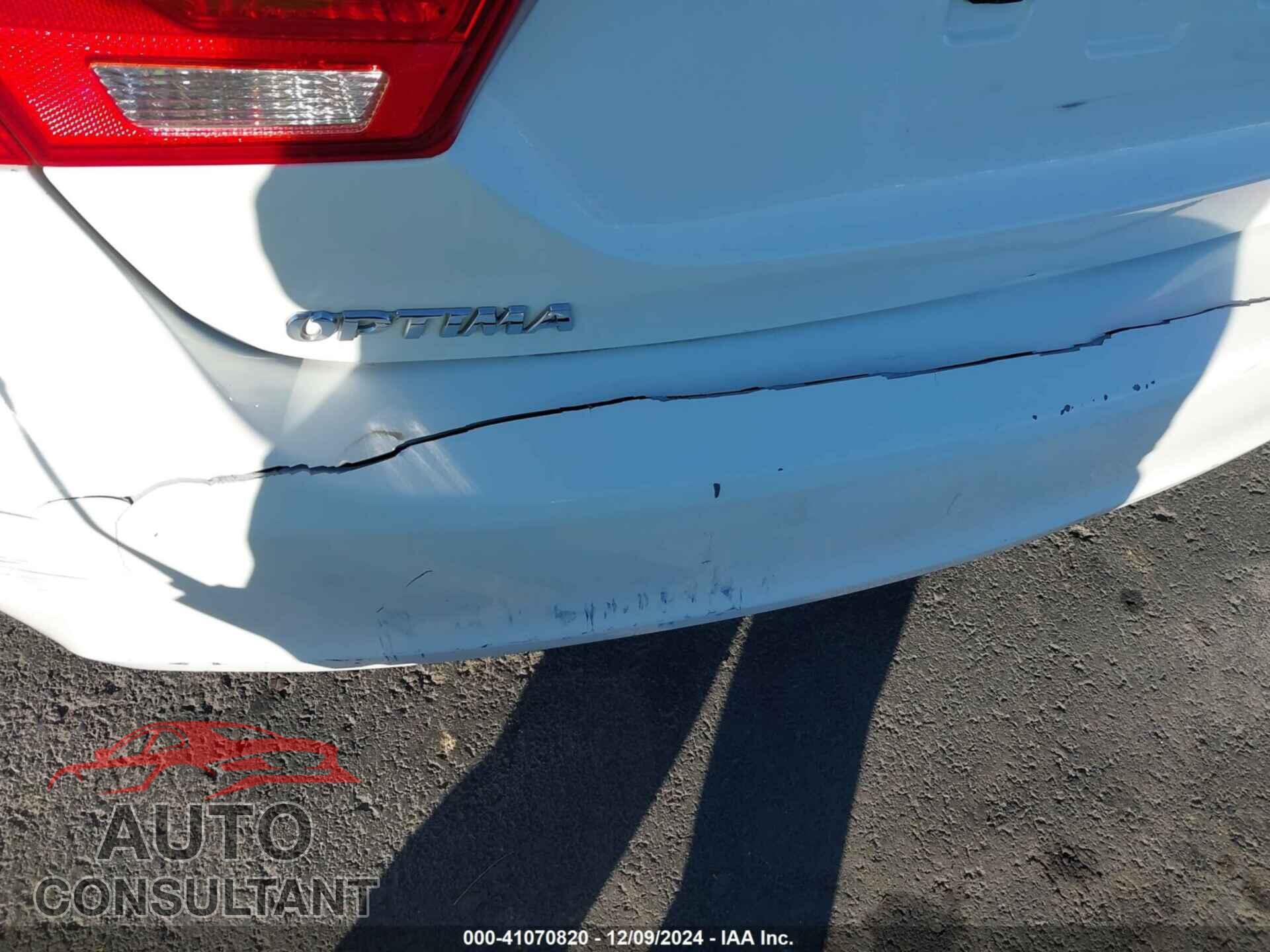 KIA OPTIMA 2010 - KNAGG4A81A5409793