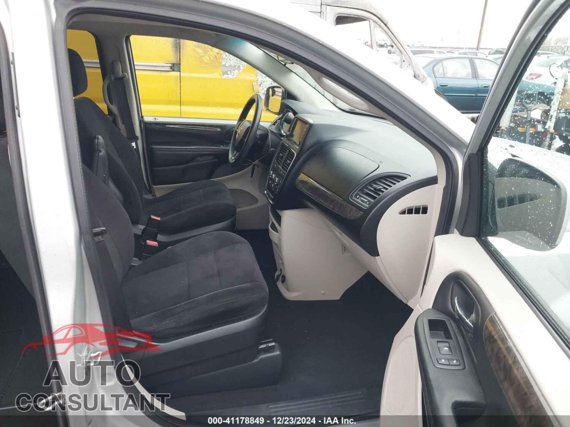DODGE GRAND CARAVAN 2011 - 2D4RN3DG4BR672320