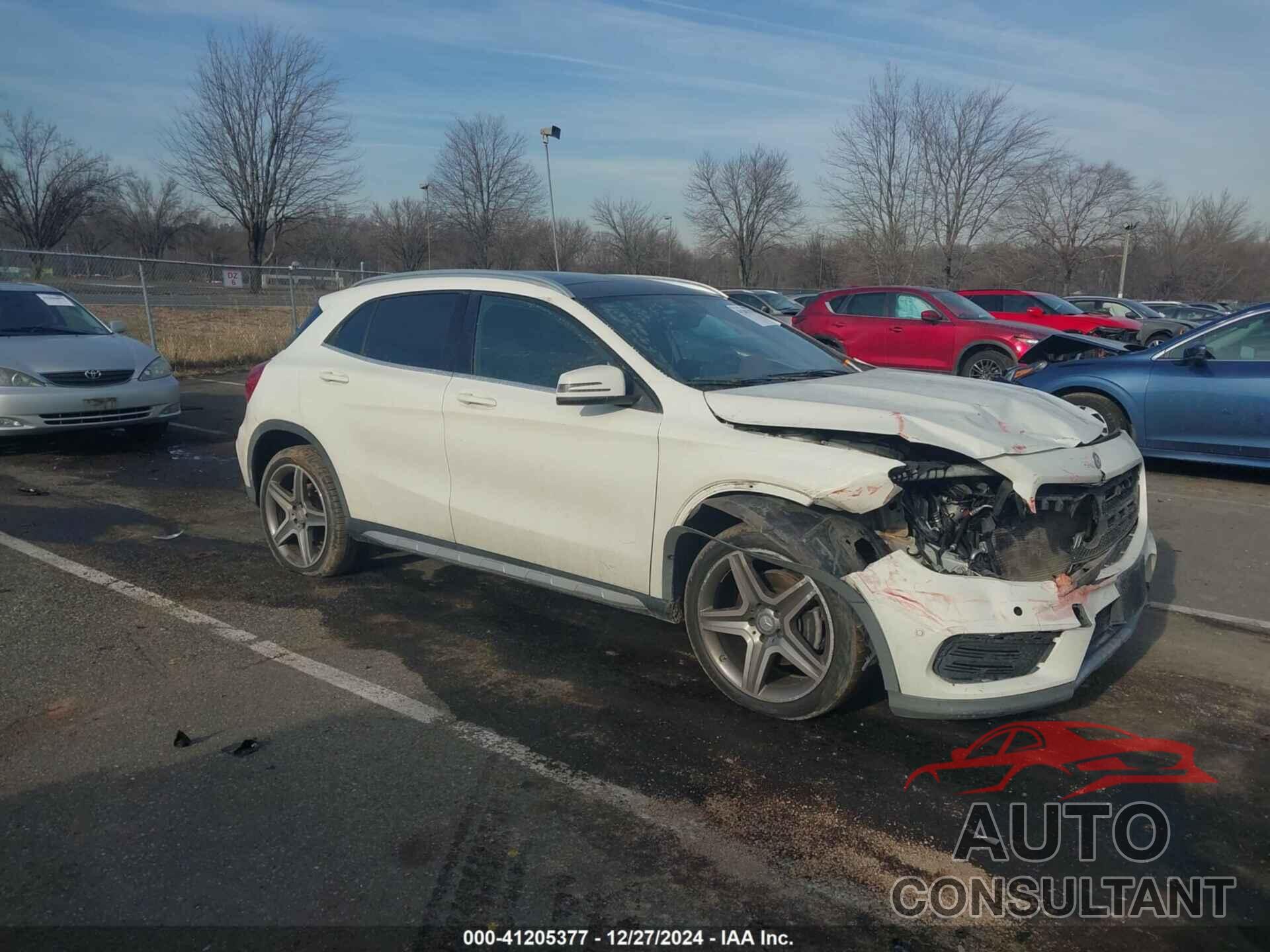 MERCEDES-BENZ GLA 250 2015 - WDCTG4GB1FJ038731
