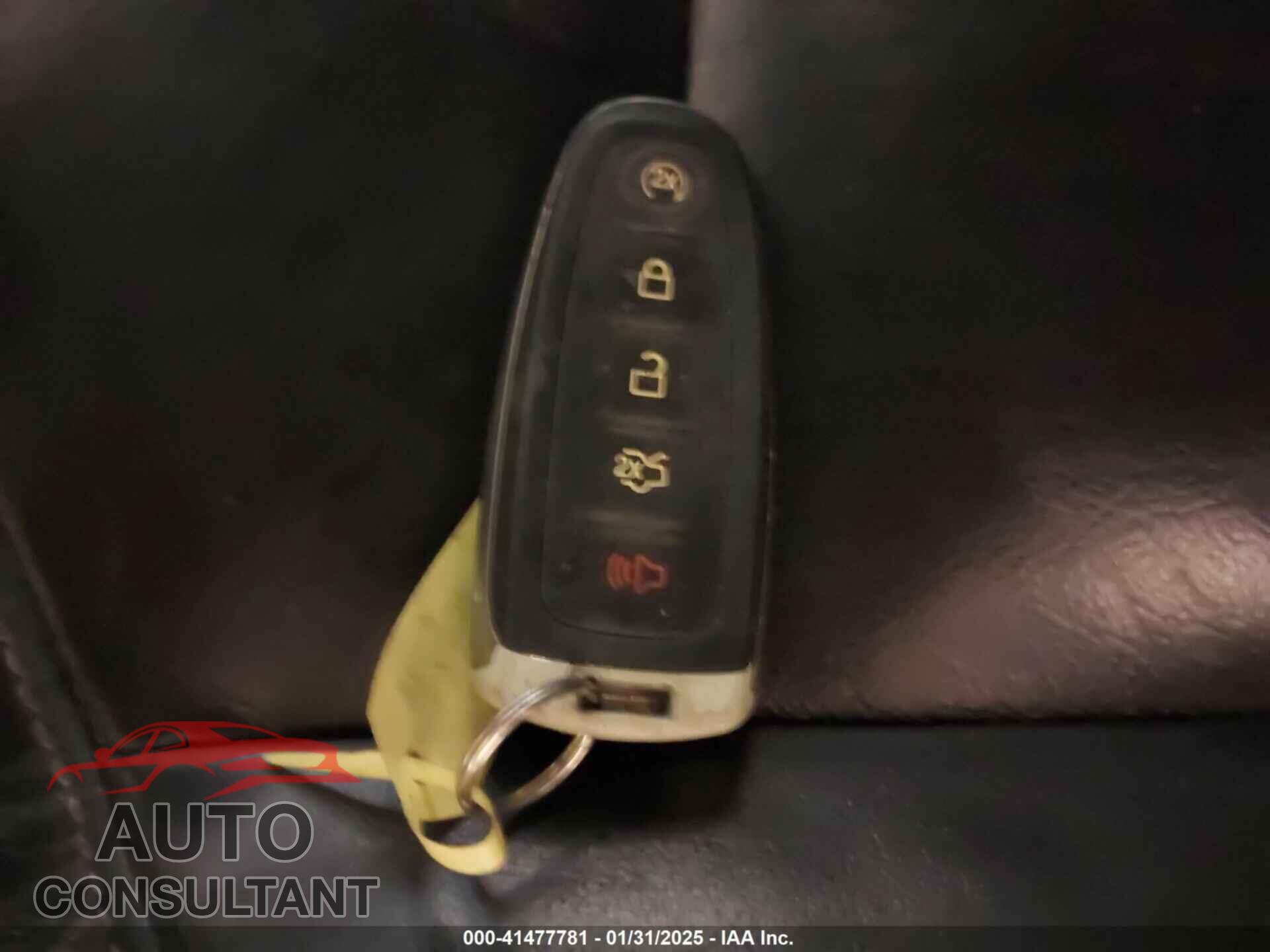 FORD TAURUS 2013 - 1FAHP2E82DG155645