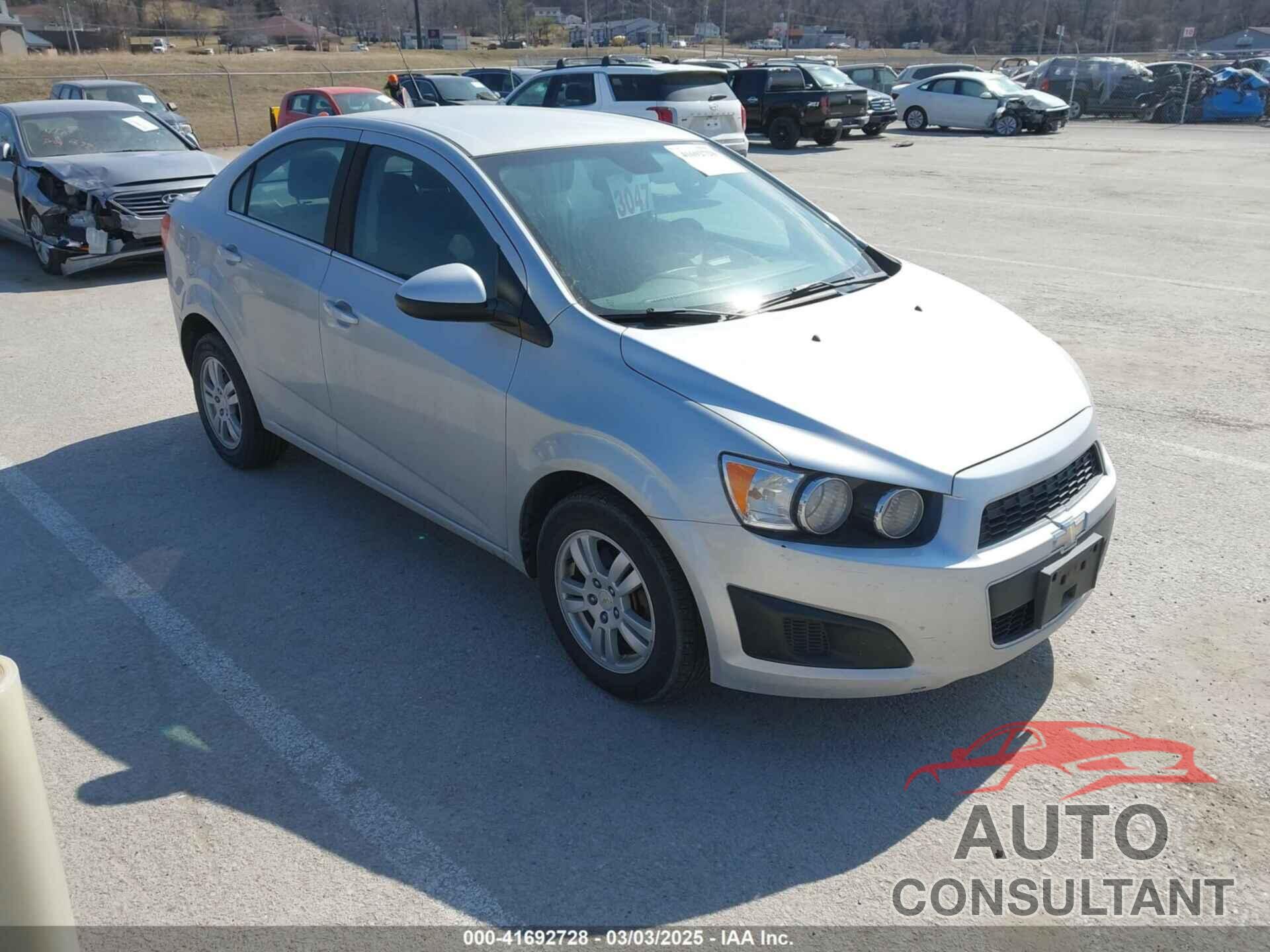 CHEVROLET SONIC 2012 - 1G1JD5SH7C4160567